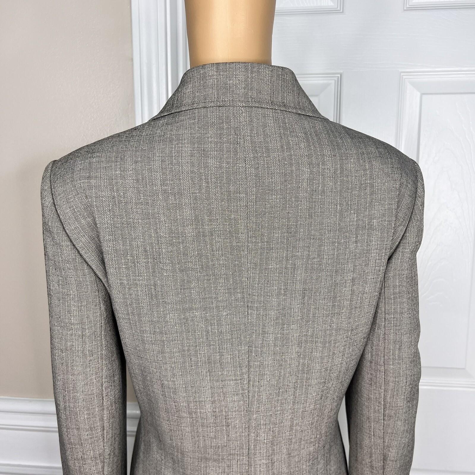 Le Suit Women Polyester Spandex Skirt Suit Size 14P Gray Lined Pockets 2PC