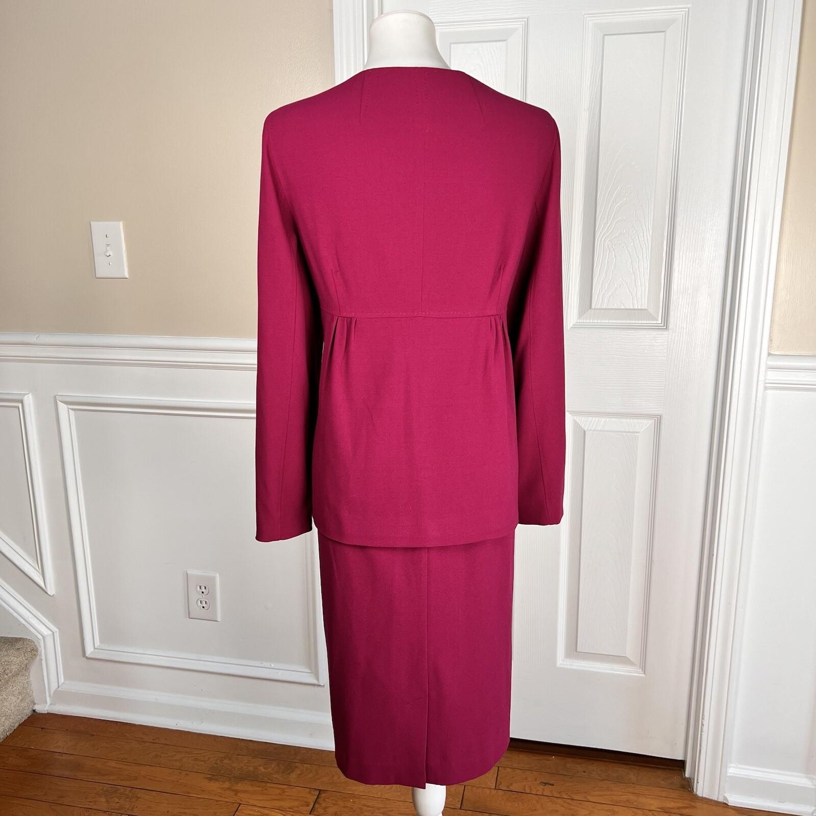 MONROE AND MAIN Women 2PC Burgundy Spandex Rayon Polyester Skirt Suit Size 16