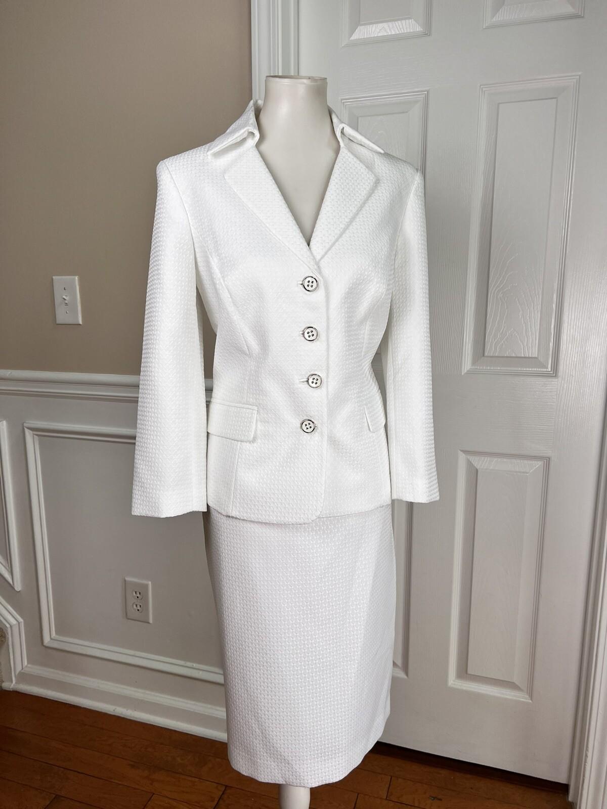EMILY Polyester Skirt Suit Size 8 White Lined Notch Collar Twill  Cocktail 2PC
