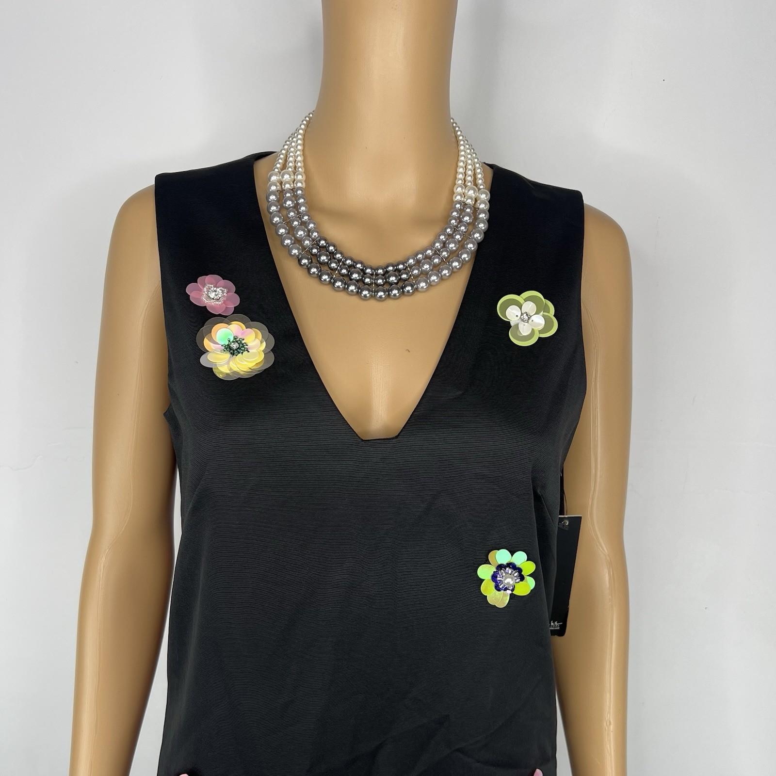 New Nicole Miller dress 8 black 3D applique Floral V neck cut out back y2k Funky