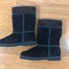 BASS Women Black Waterproof Winter Leather Suede Boot size 7 M