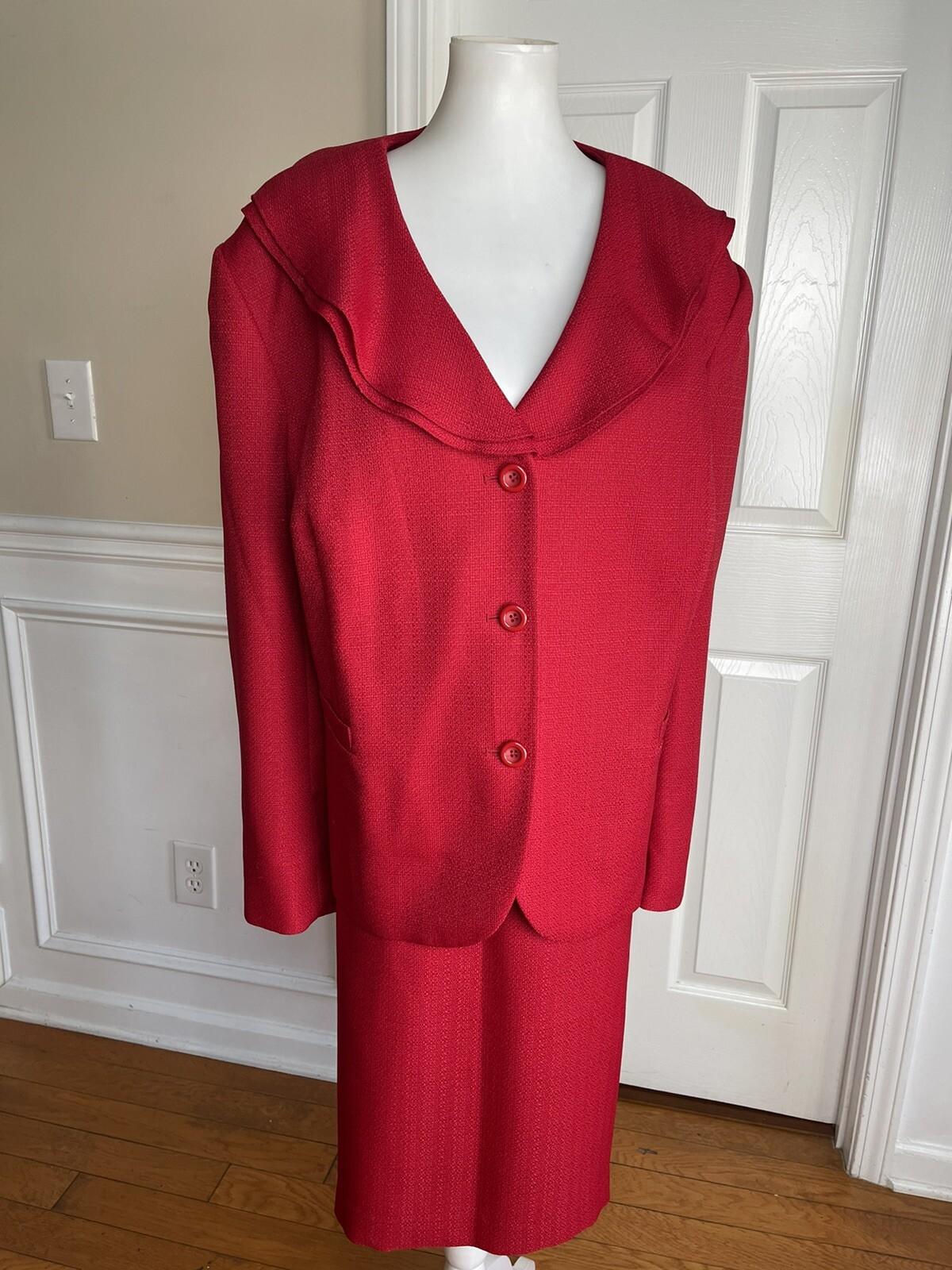 10-7136.jpg New EMILY Women 2PC Red Polyester Ruffle Collarless Skirt Suit Size 32W MSRP0