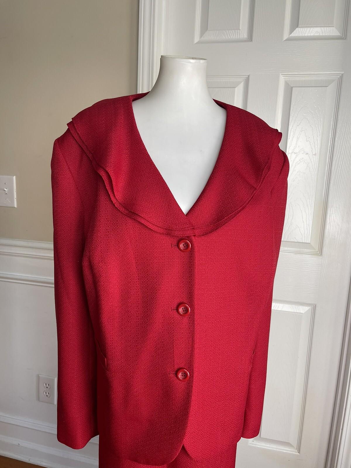 10-7138.jpg New EMILY Women 2PC Red Polyester Ruffle Collarless Skirt Suit Size 32W MSRP0