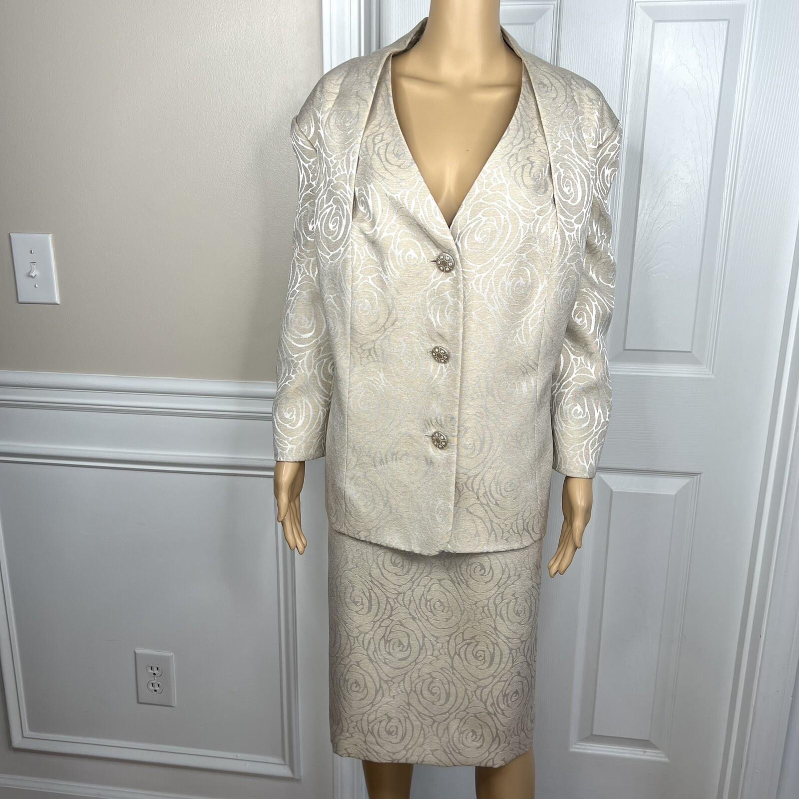 KASPER 2PC Beige Silver Polyester Stand Up Collar Cocktail Skirt Suit Size 24W
