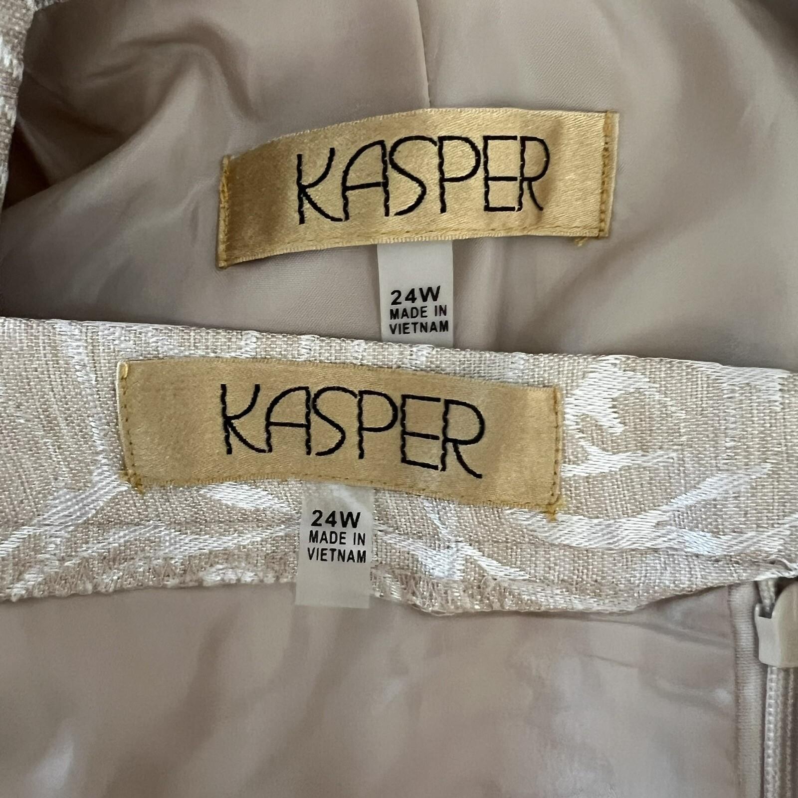 KASPER 2PC Beige Silver Polyester Stand Up Collar Cocktail Skirt Suit Size 24W