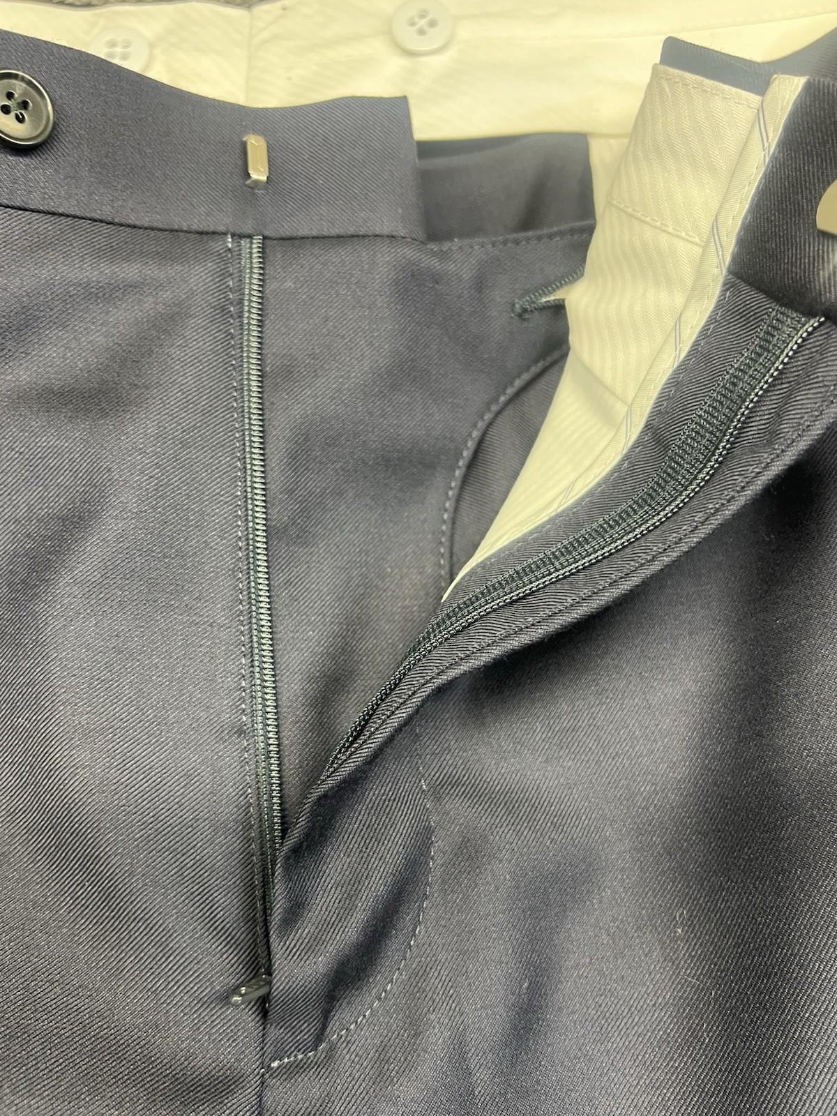 SuitSupply Slim Leg Straight Brescia Trousers Wool Pants 42x29 Navy Flat Front