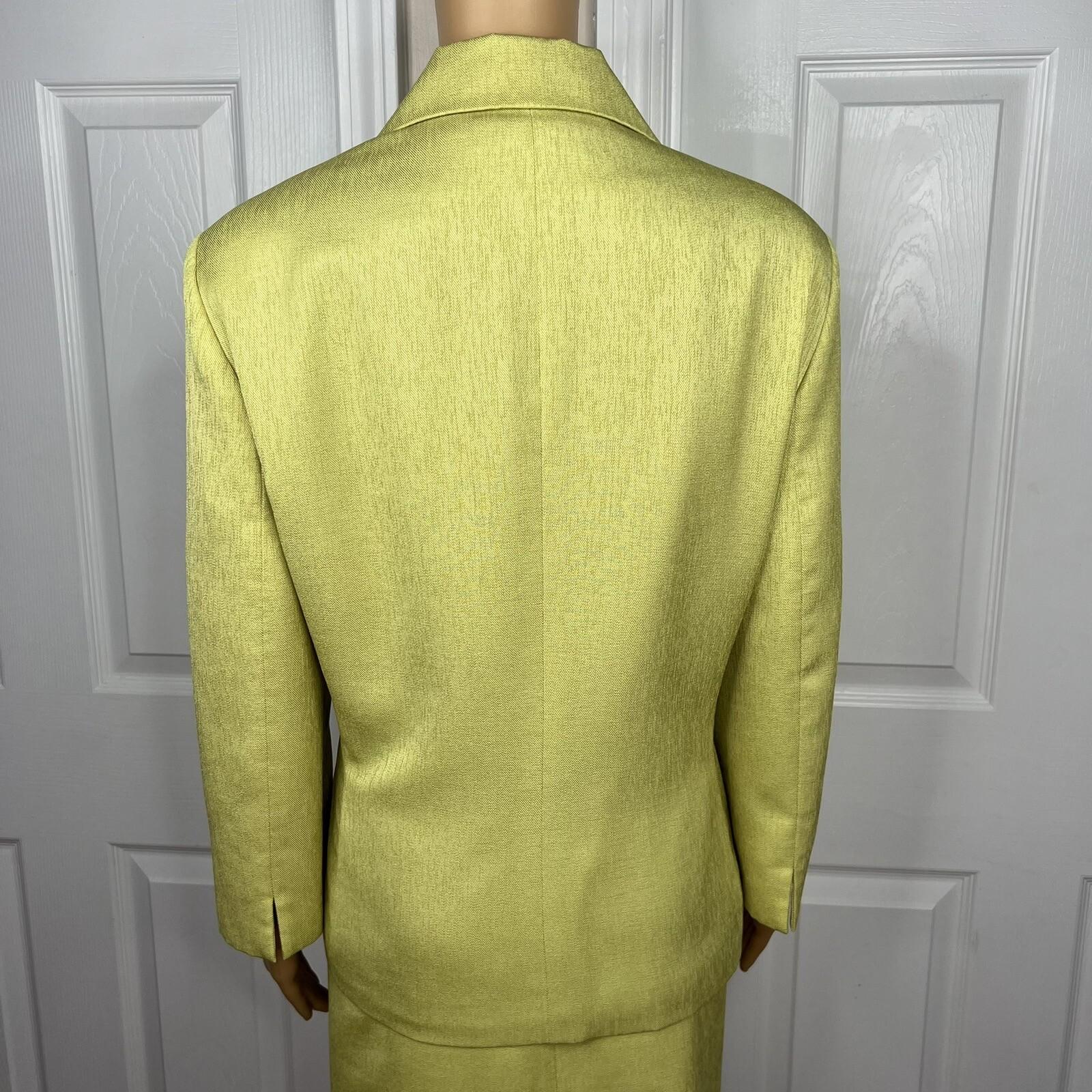 KASPER Women 2PC Lime Polyester Lined Peak Collar Cocktail Skirt Suit Size 18
