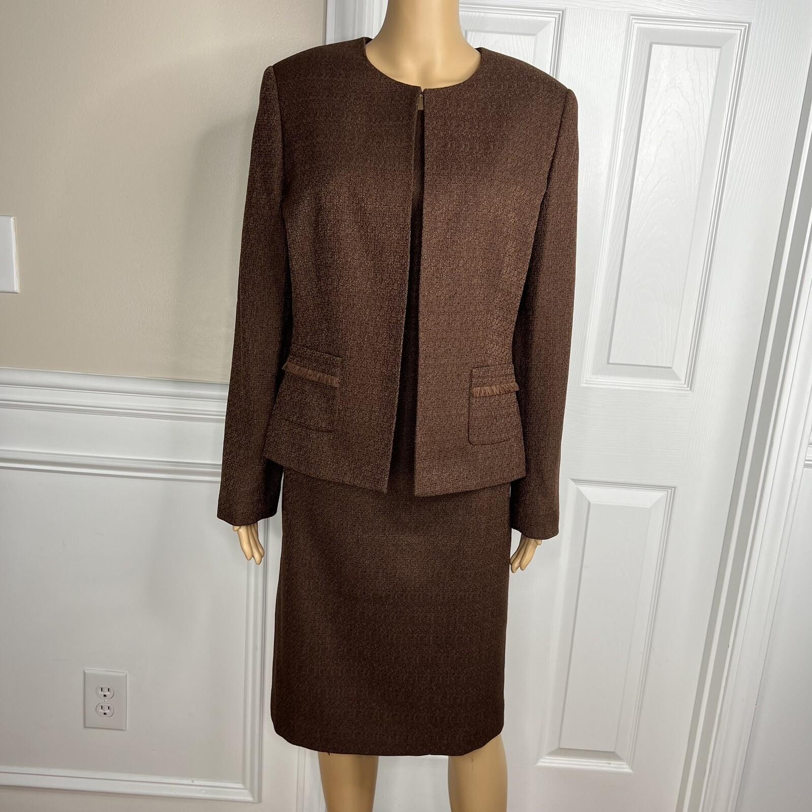 10-7690.jpg EMILY 2PC Brown Polyester Lined Collarless Cocktail Dress Suit Size 10