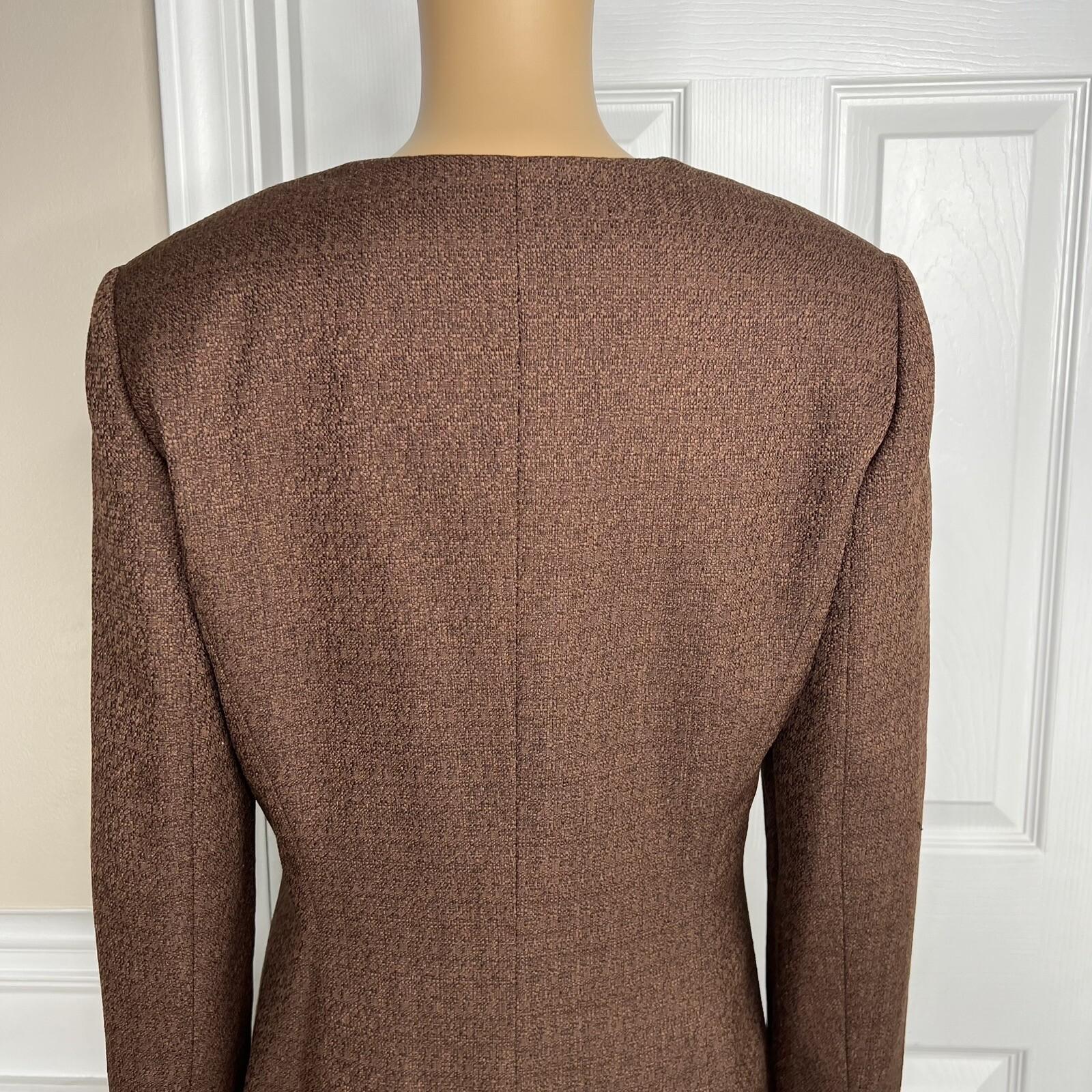 10-7702.jpg EMILY 2PC Brown Polyester Lined Collarless Cocktail Dress Suit Size 10