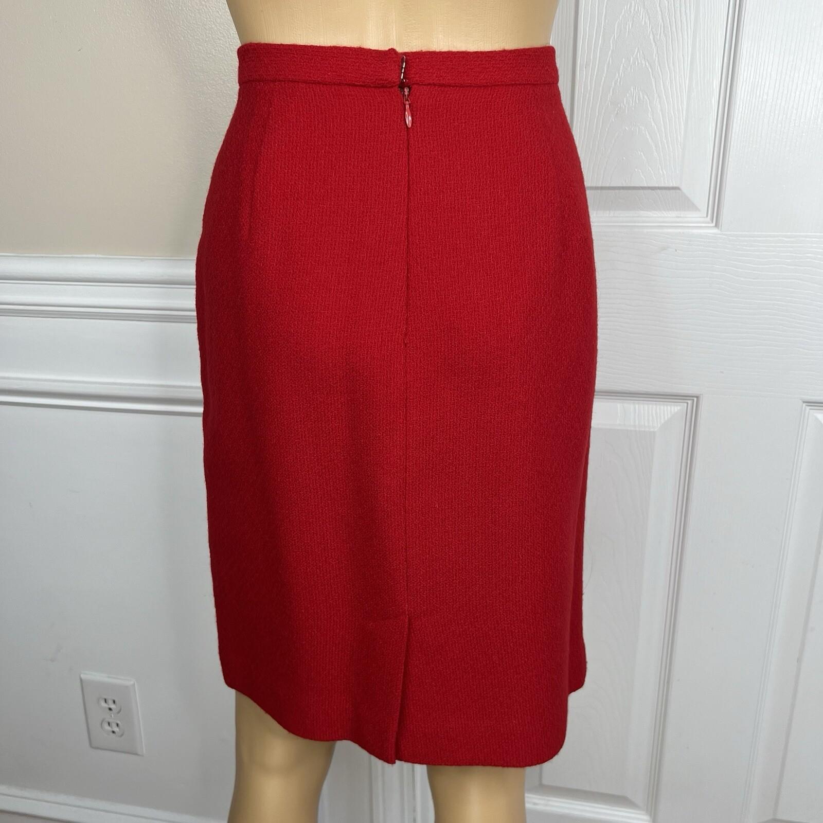 Lillie Rubin Exclusive Vintage Wool Skirt Suit Size 8 Red Lined Notch Collar 2PC