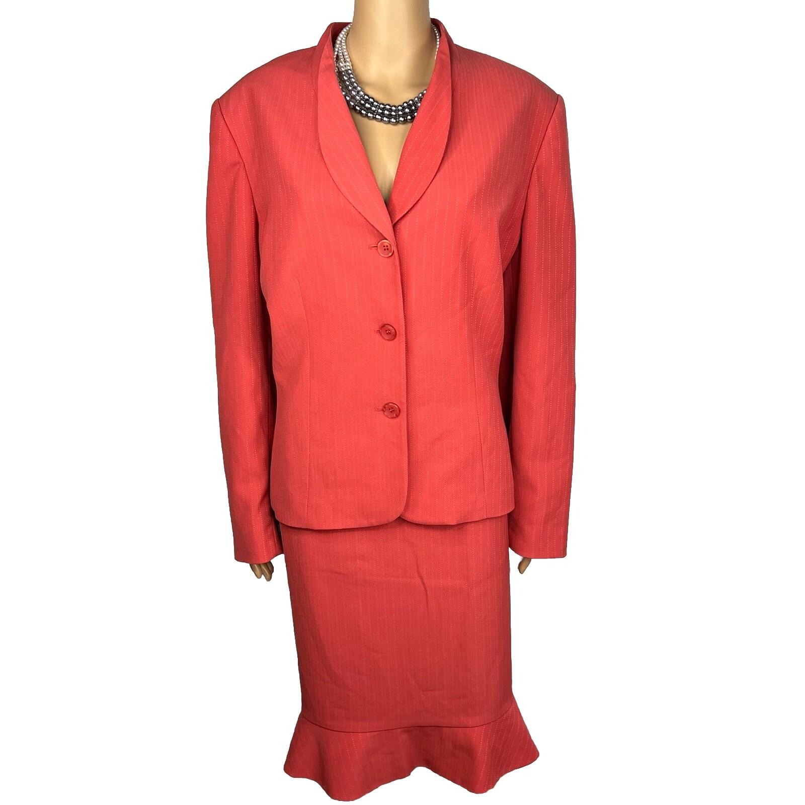 Le Suit Polyester Rayon Skirt Suit Size 18 Striped Light Orange Ruffle 2PC