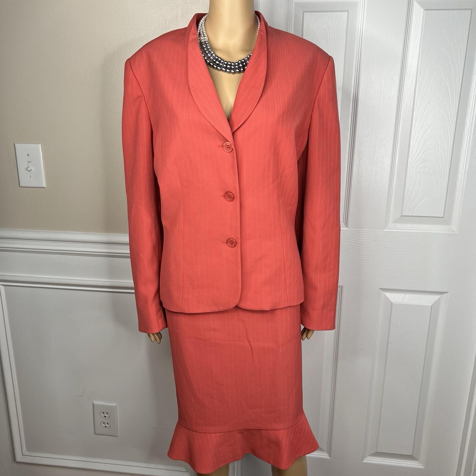 Le Suit Polyester Rayon Skirt Suit Size 18 Striped Light Orange Ruffle 2PC