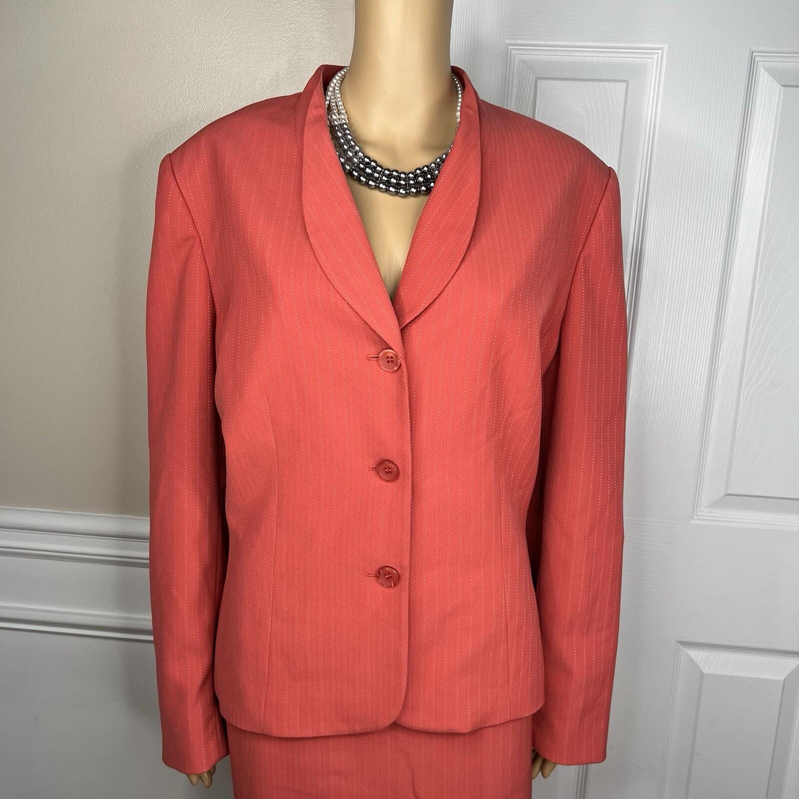 Le Suit Polyester Rayon Skirt Suit Size 18 Striped Light Orange Ruffle 2PC