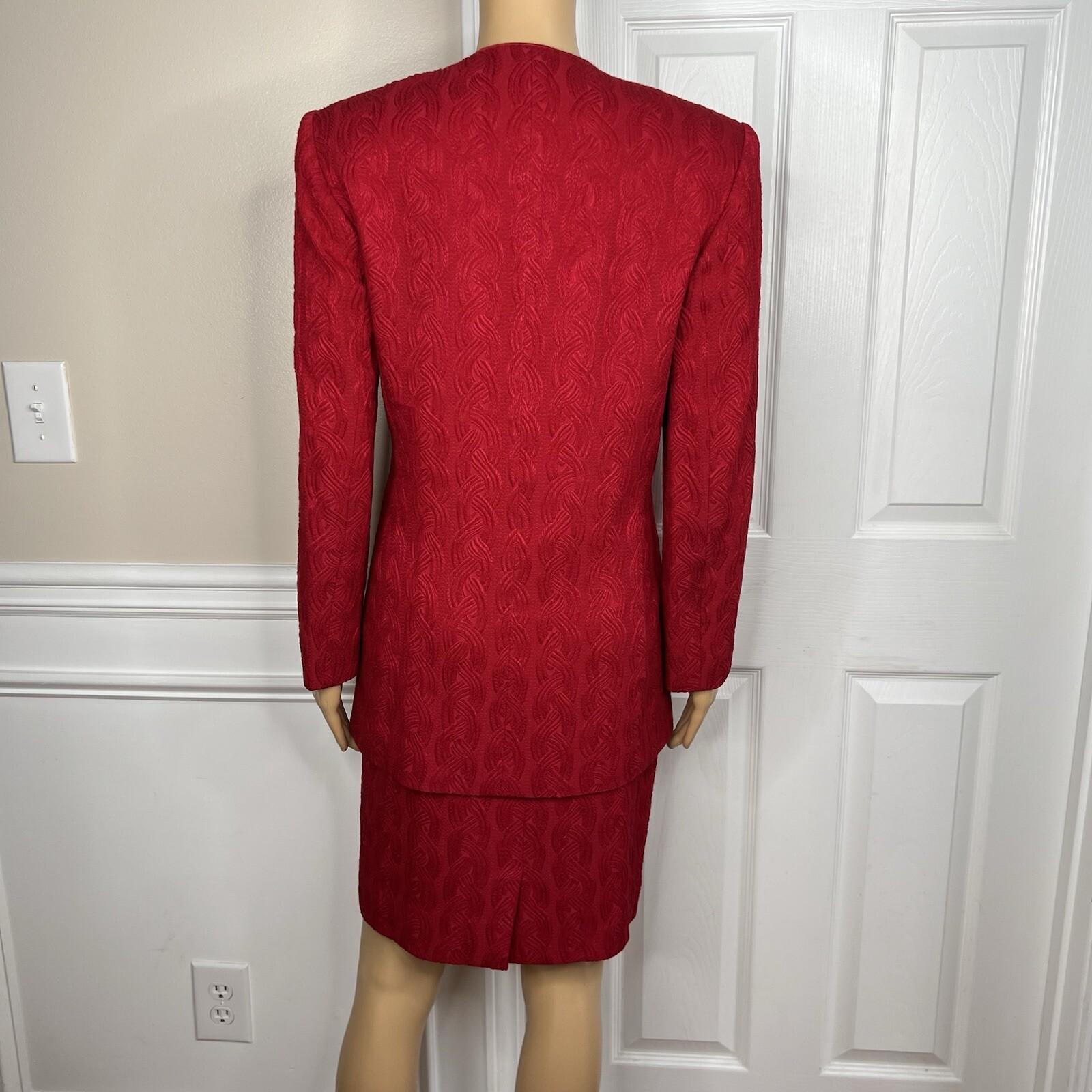 Albert Nipon Vtg Wool Acetate Blend Red Skirt Suit Size 6 Lined Collarless Women