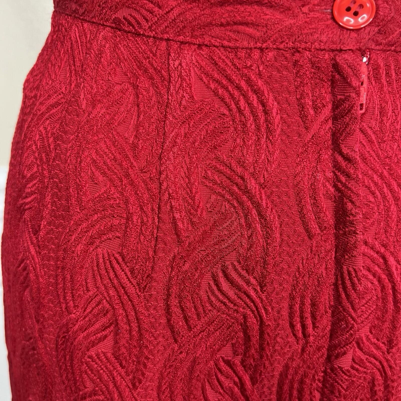 Albert Nipon Vtg Wool Acetate Blend Red Skirt Suit Size 6 Lined Collarless Women