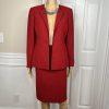 Kasper Polyester Skirt Suit Size 8P Red Lined Open Front Cocktail Career 2PC