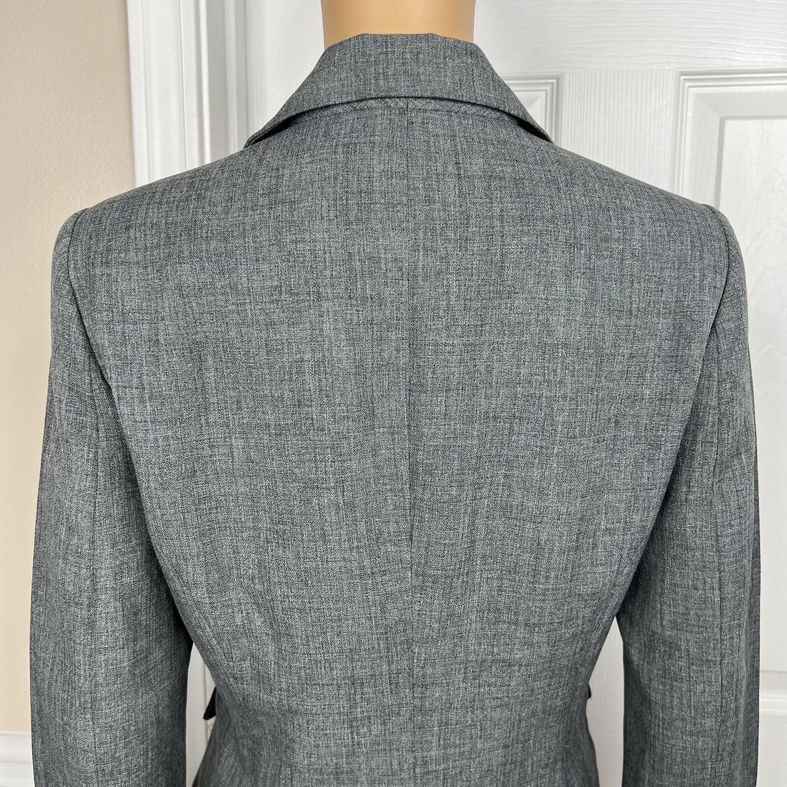 Biacci Women Polyester Skirt Suit Size 6 Gray Lined Peak Collar 2PC Career