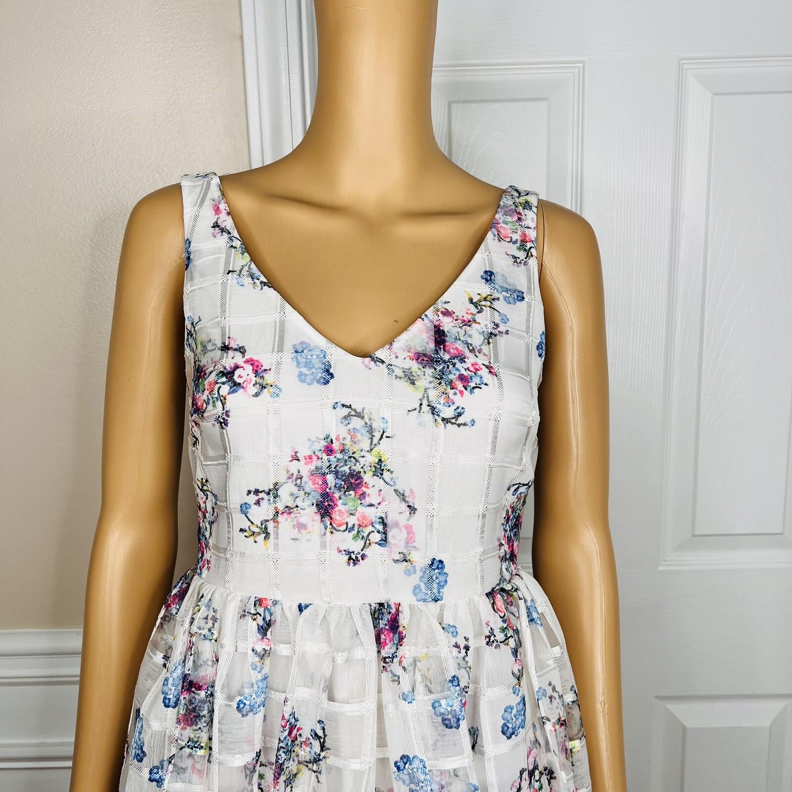 New MAEVE Anthropologie Floral Peony Garden V-Neck Flared Dress Size 0P 8