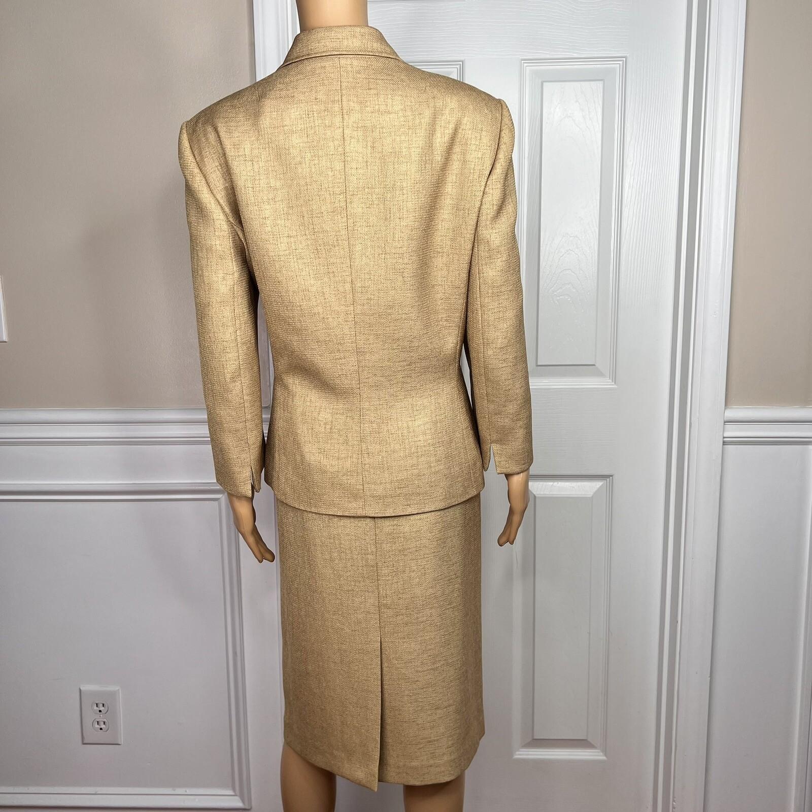 JONES WEAR 2PC Caramel Polyester Lined Notch Collar 3/4 Sleeves Skirt Suit SZ 16