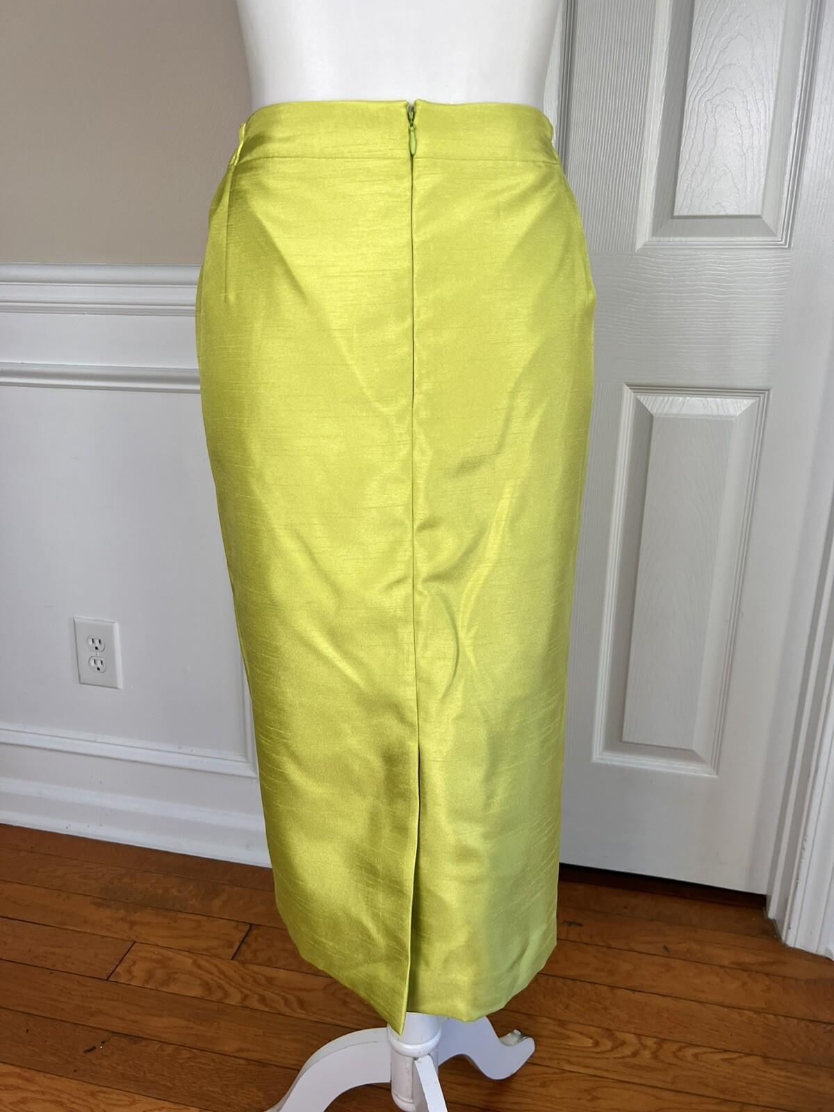 New EMILY 2PC Celery Polyester Ruffle Notch Collar Skirt Suit Size 20W MSRP 0