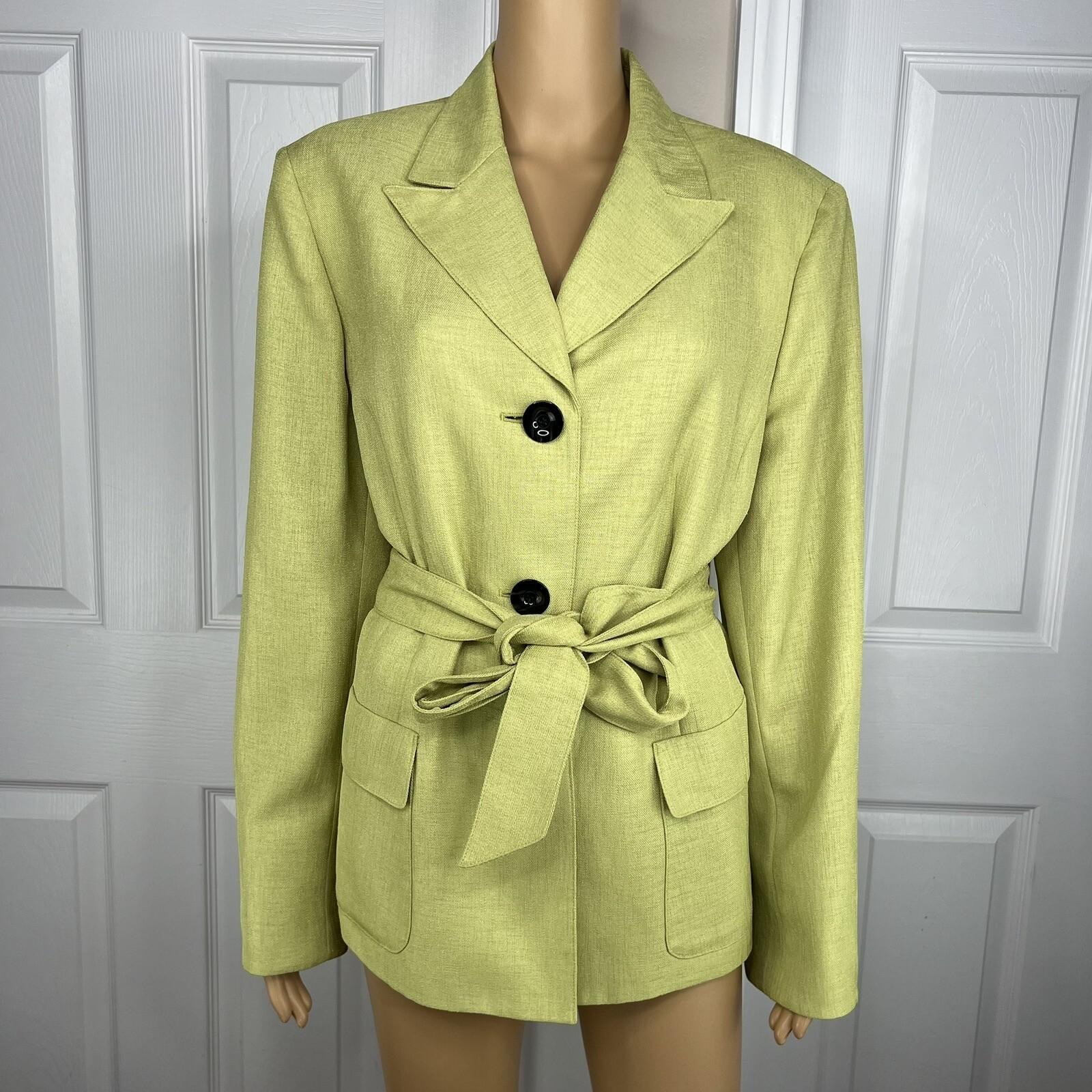 10-8678.jpg Suit Studio Women Polyester Pant Suit Size 18 Green Brown Belted Peak Collar 2PC