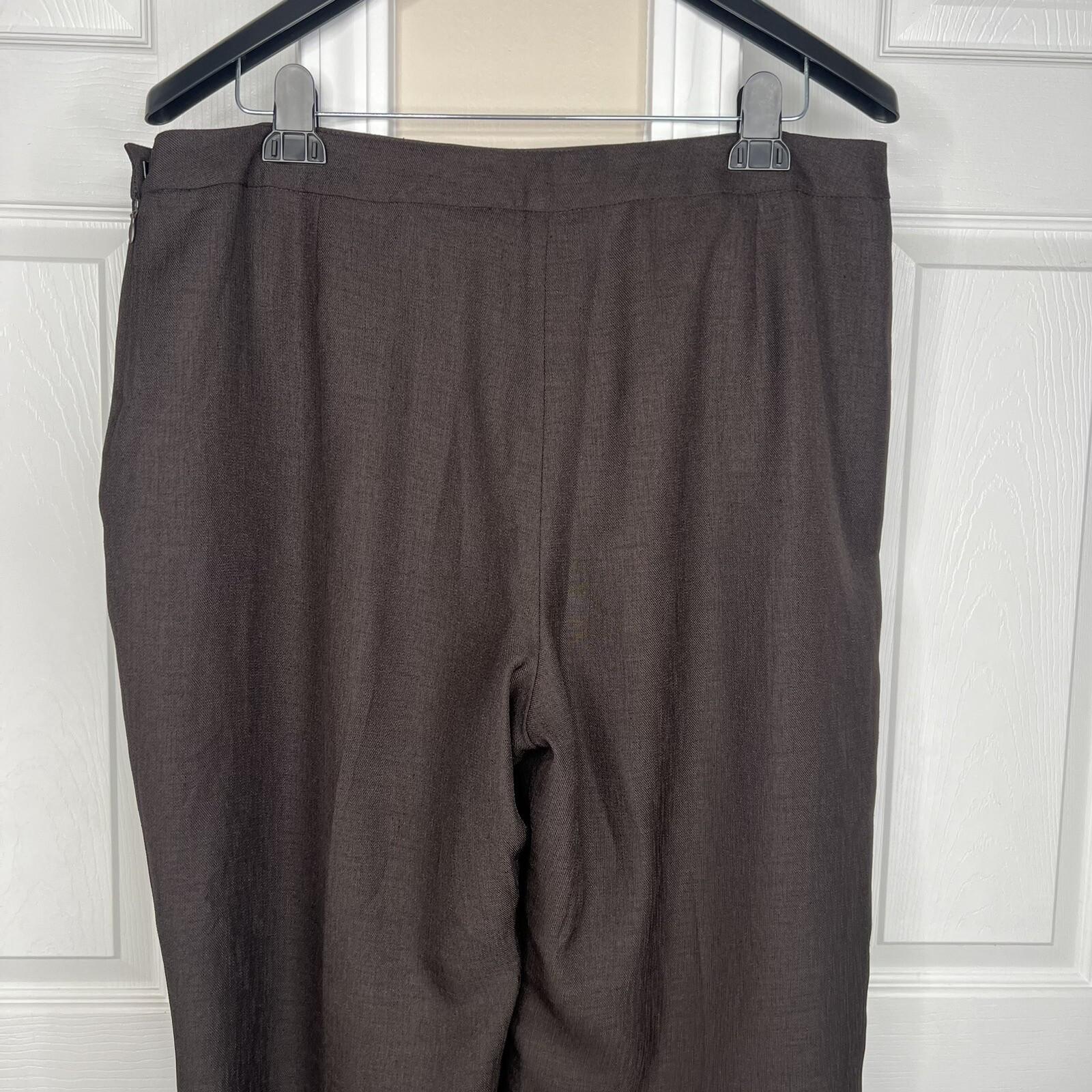 10-8686.jpg Suit Studio Women Polyester Pant Suit Size 18 Green Brown Belted Peak Collar 2PC