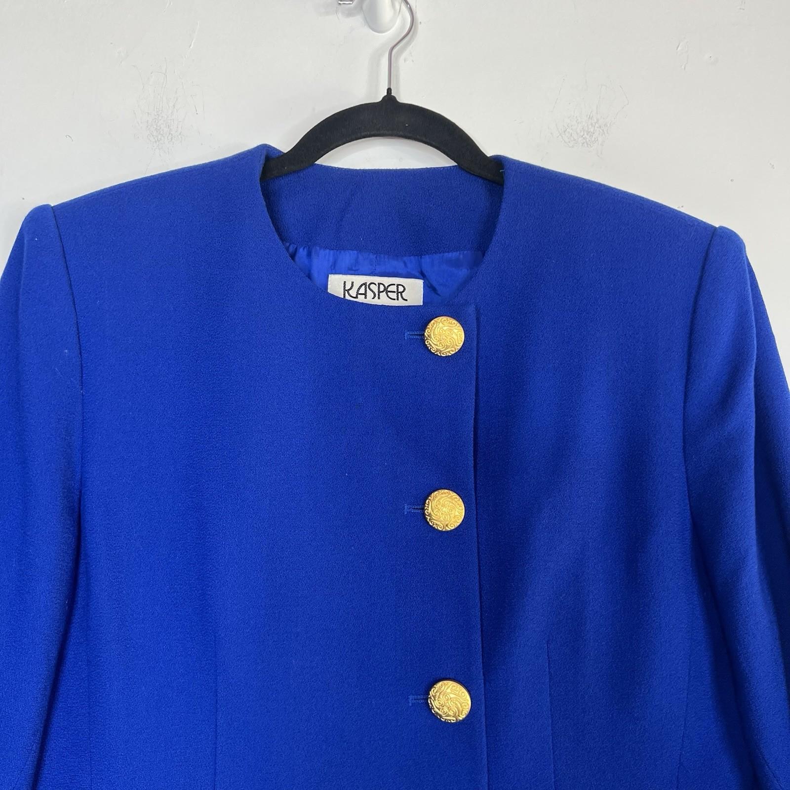 10-8699.jpg KASPER Vintage 2PC Wool Collarless Skirt Suit Size 12P Royal Blue Embroidered