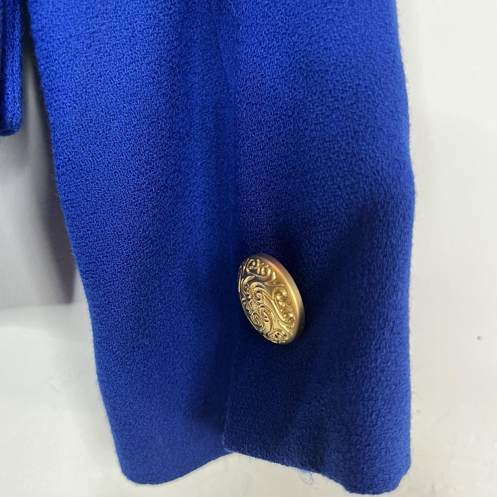 10-8704.jpg KASPER Vintage 2PC Wool Collarless Skirt Suit Size 12P Royal Blue Embroidered