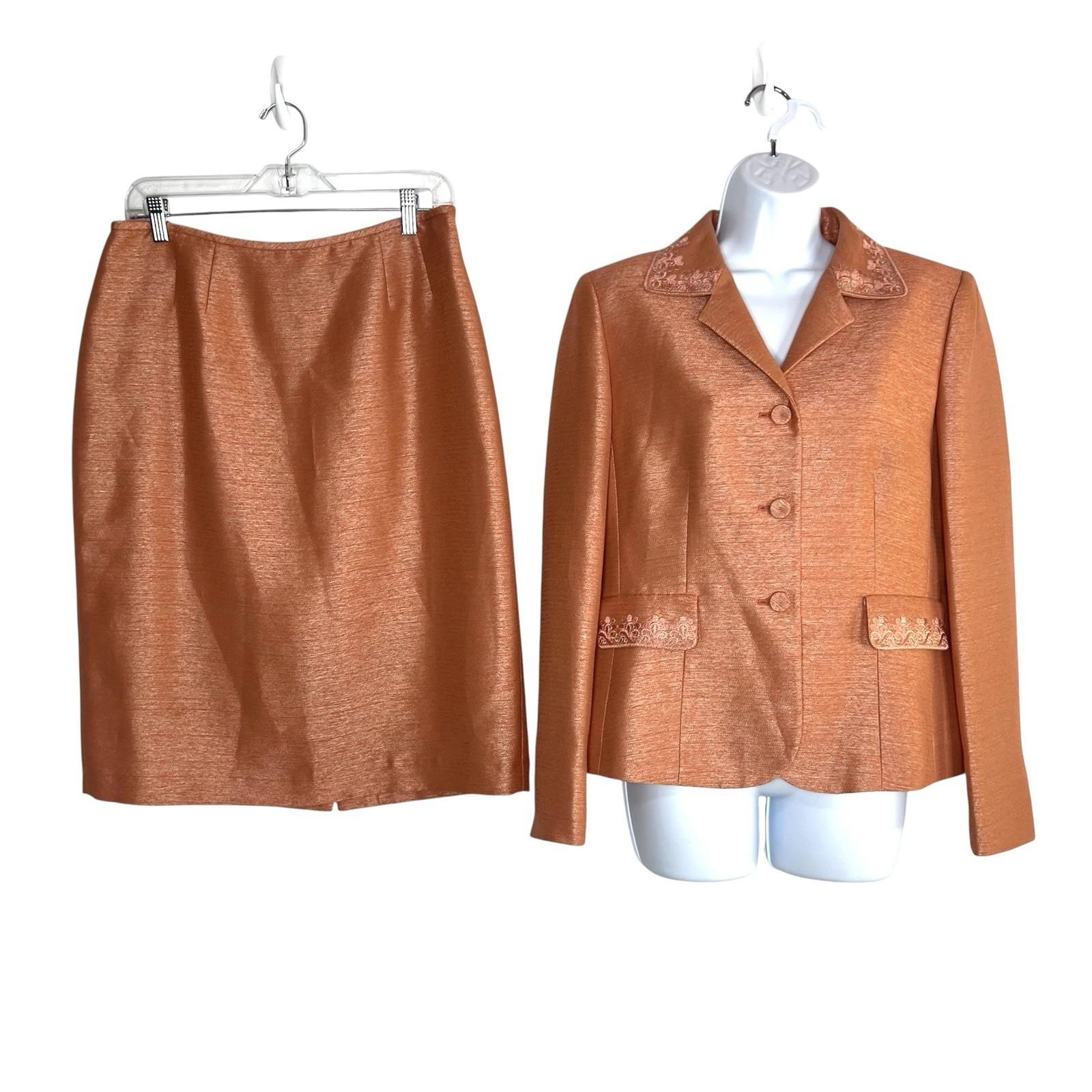 Kasper Polyester Rayon Skirt Suit 10 Orange Notch Collar Embroidered Lined 2PC