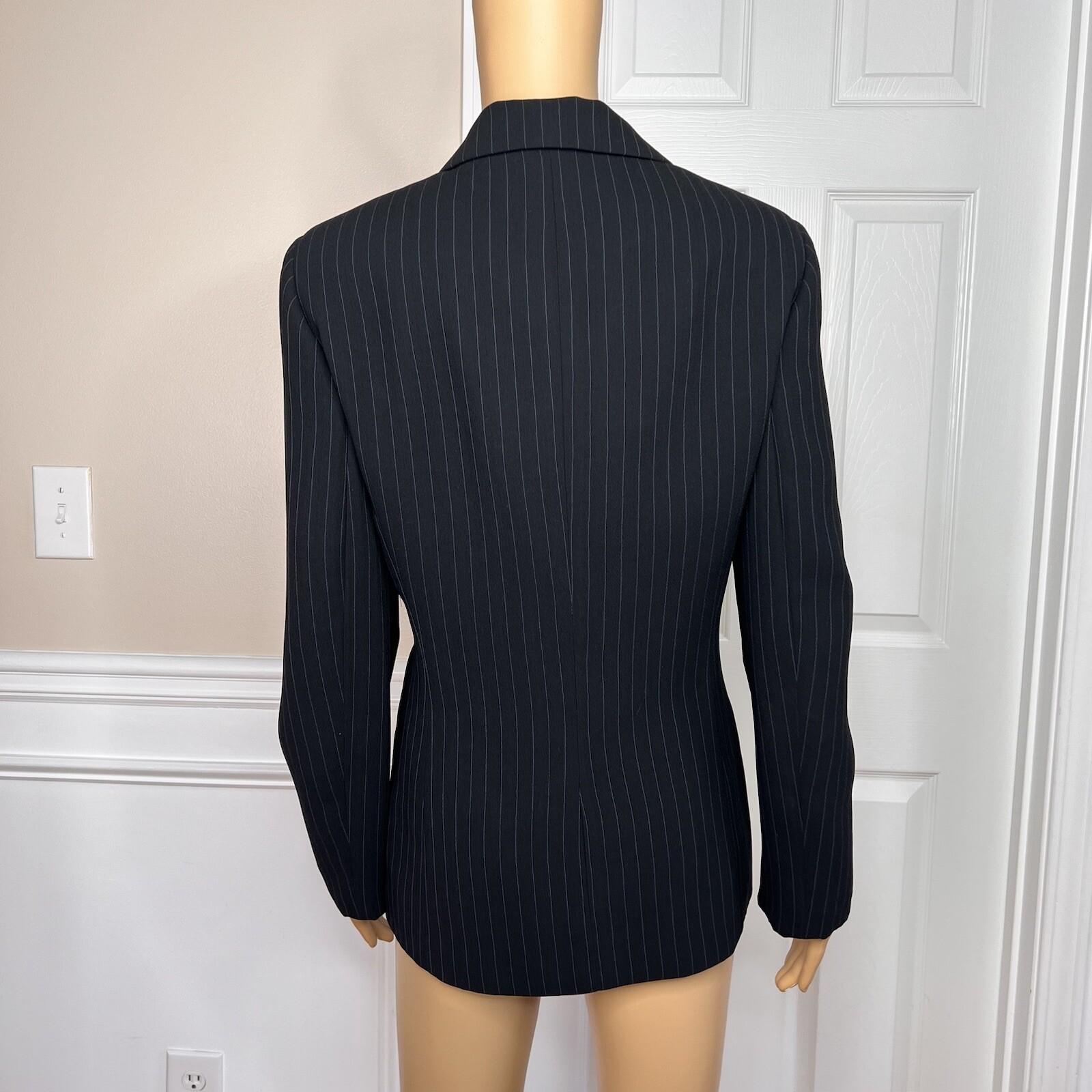 LE SUIT Women 2PC Black Striped Polyester Rayon Lined Career Pant Suit Size 8