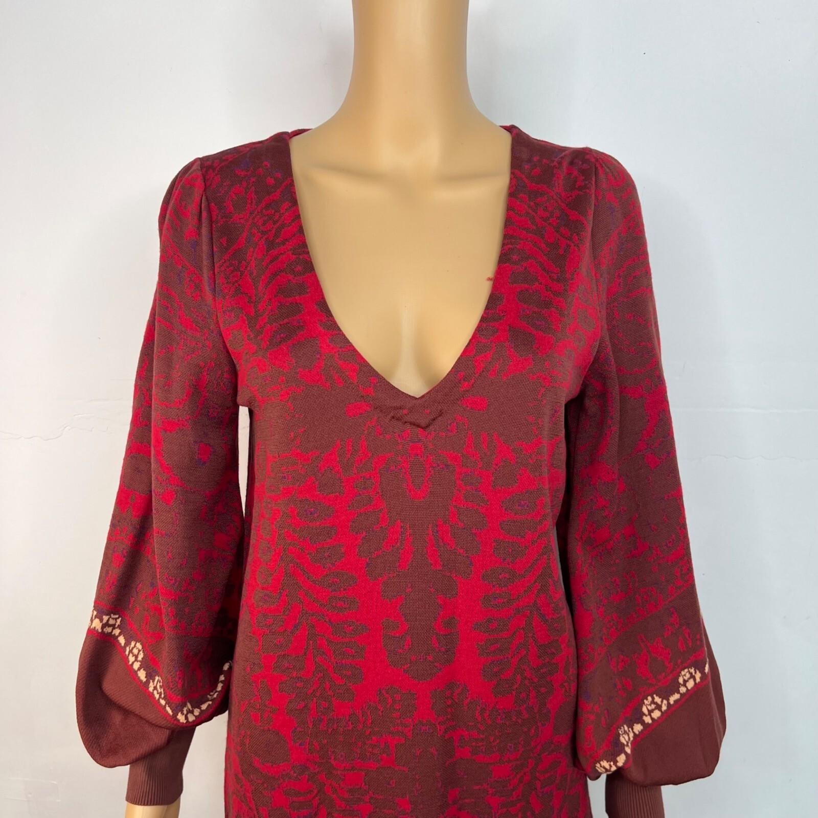 Free People Knit Sweater Dress XS Red Music Lyrics Print V-Neck Long Sleeves