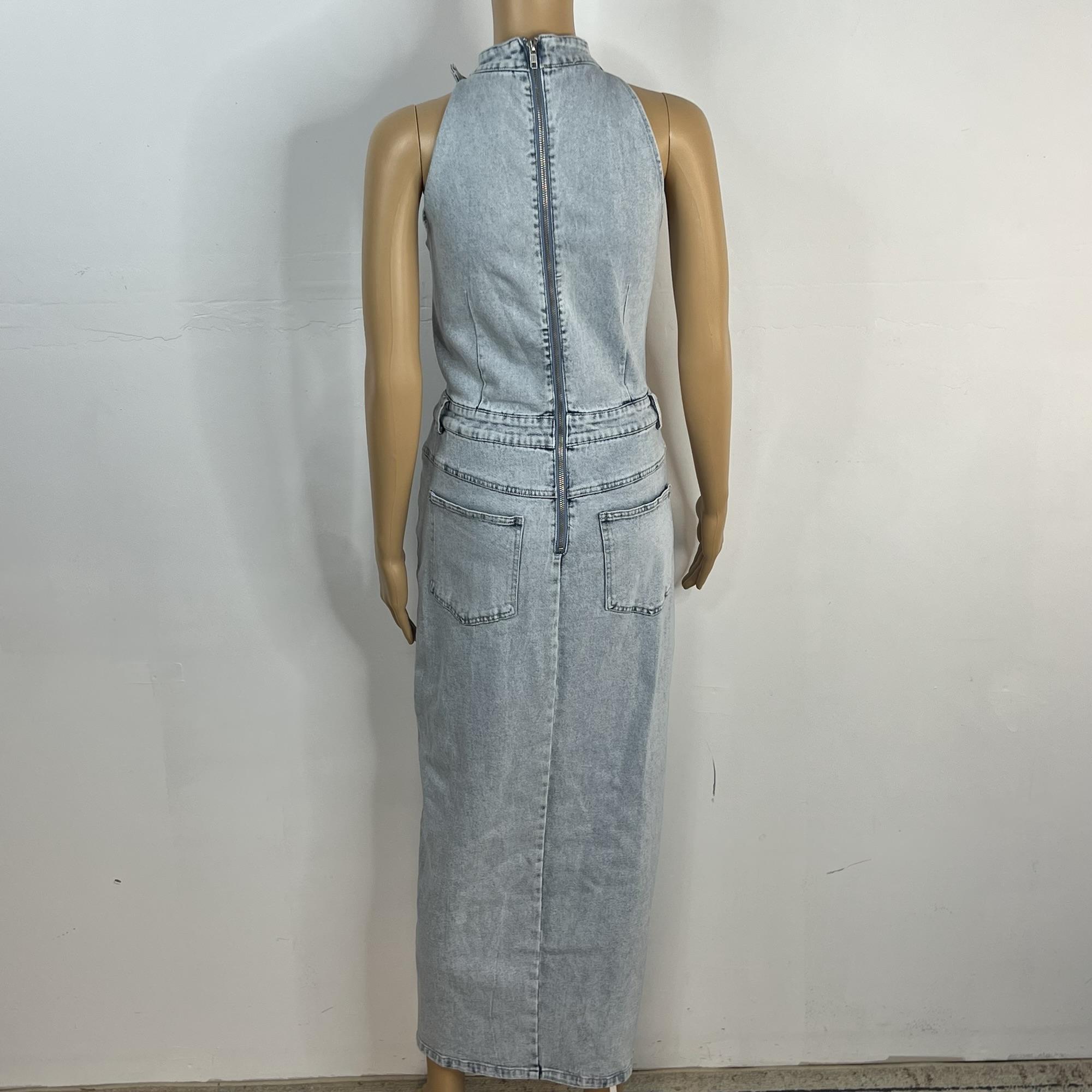 Akira wash denim dress size L open waist stretch- pre-loved