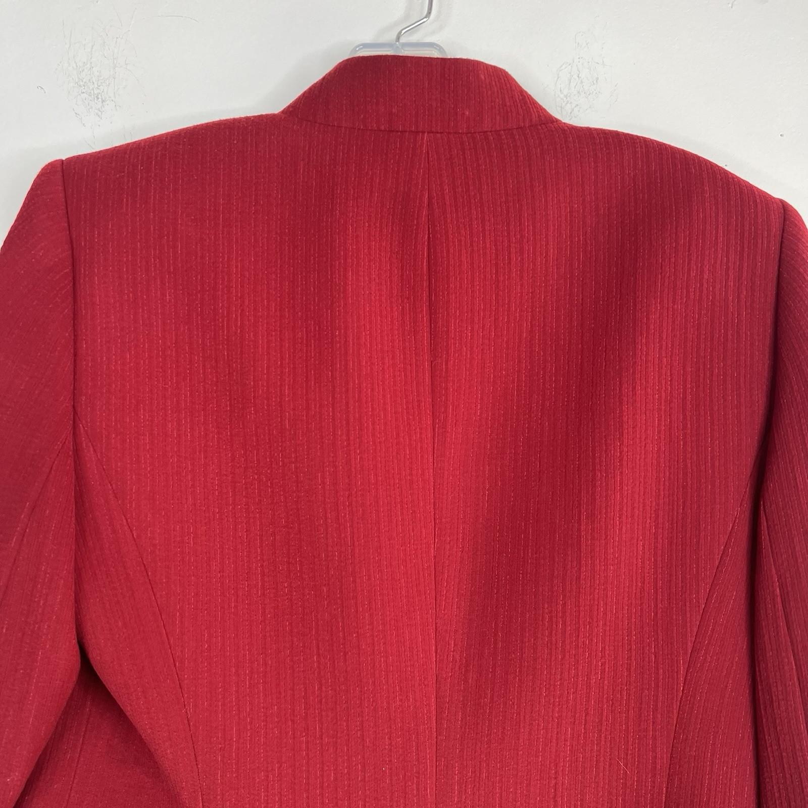 Kasper Women Polyester Skirt Suit Size 8P Red Lined Stand Up Collar 2PC Business