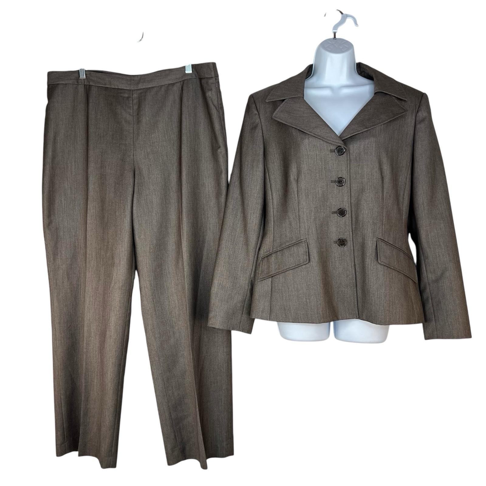 s-l1600-225.jpg Suit Studio Women Polyester Pant Suit Size 18 Brown Lined Notch Collar 2PC
