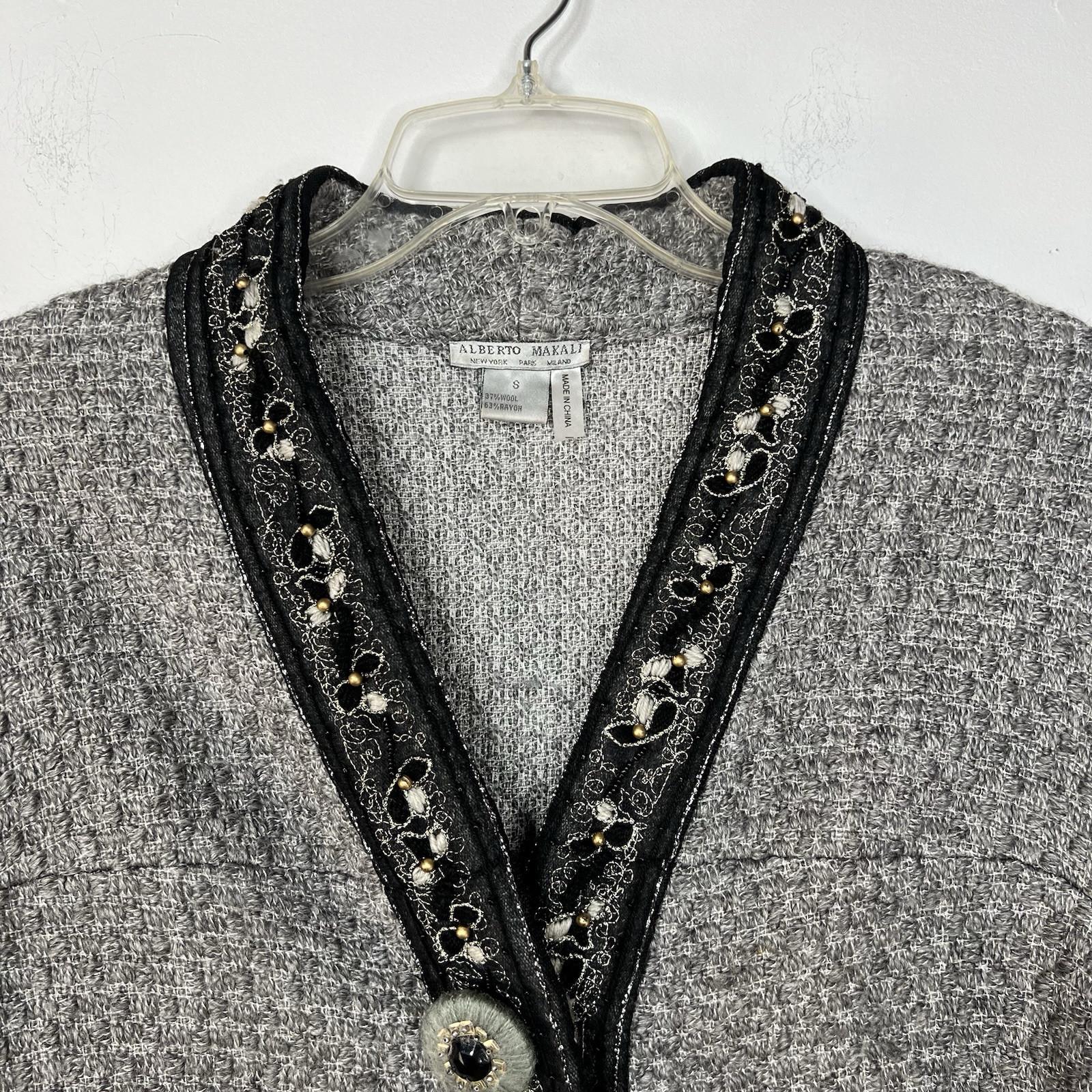 Alberto Makali Knit Sweater Jacket Size S Gray V Neck Art to Wear Cozy Warm