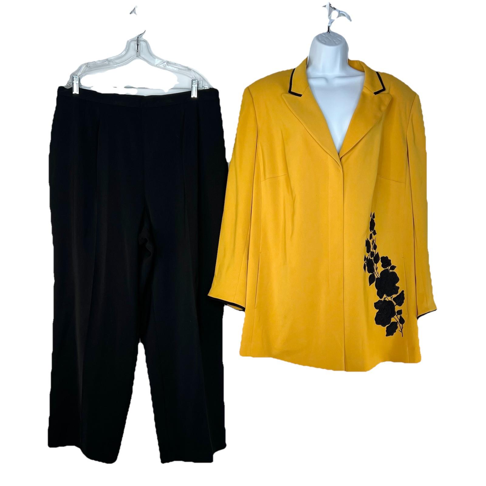 John Meyer Polyester Pant Suit 20W Soft Yellow Black Peak Collar 2PC Pockets New