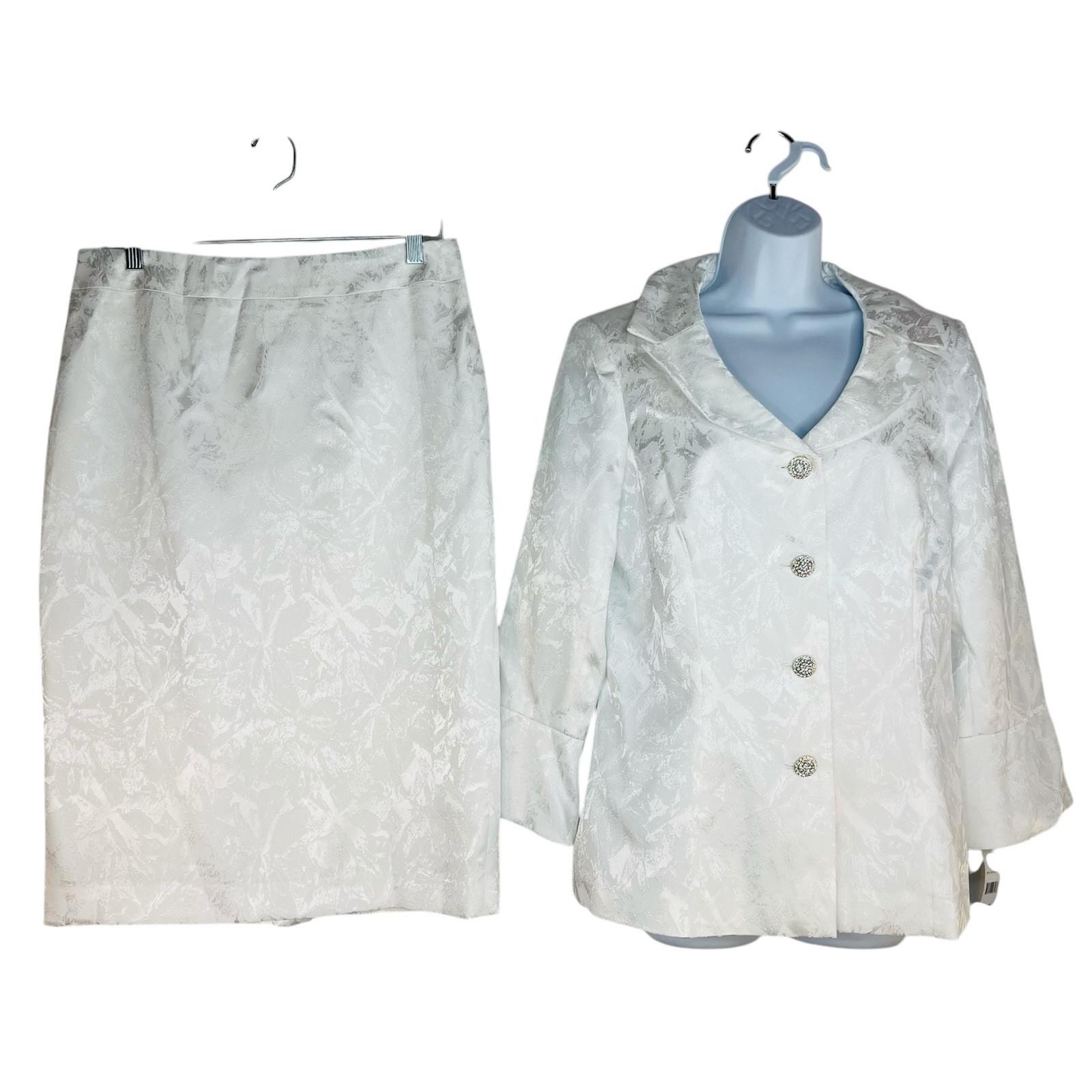 John Meyer Polyester Skirt Suit 10 White Floral Shiny Bell Sleeves Cocktail New