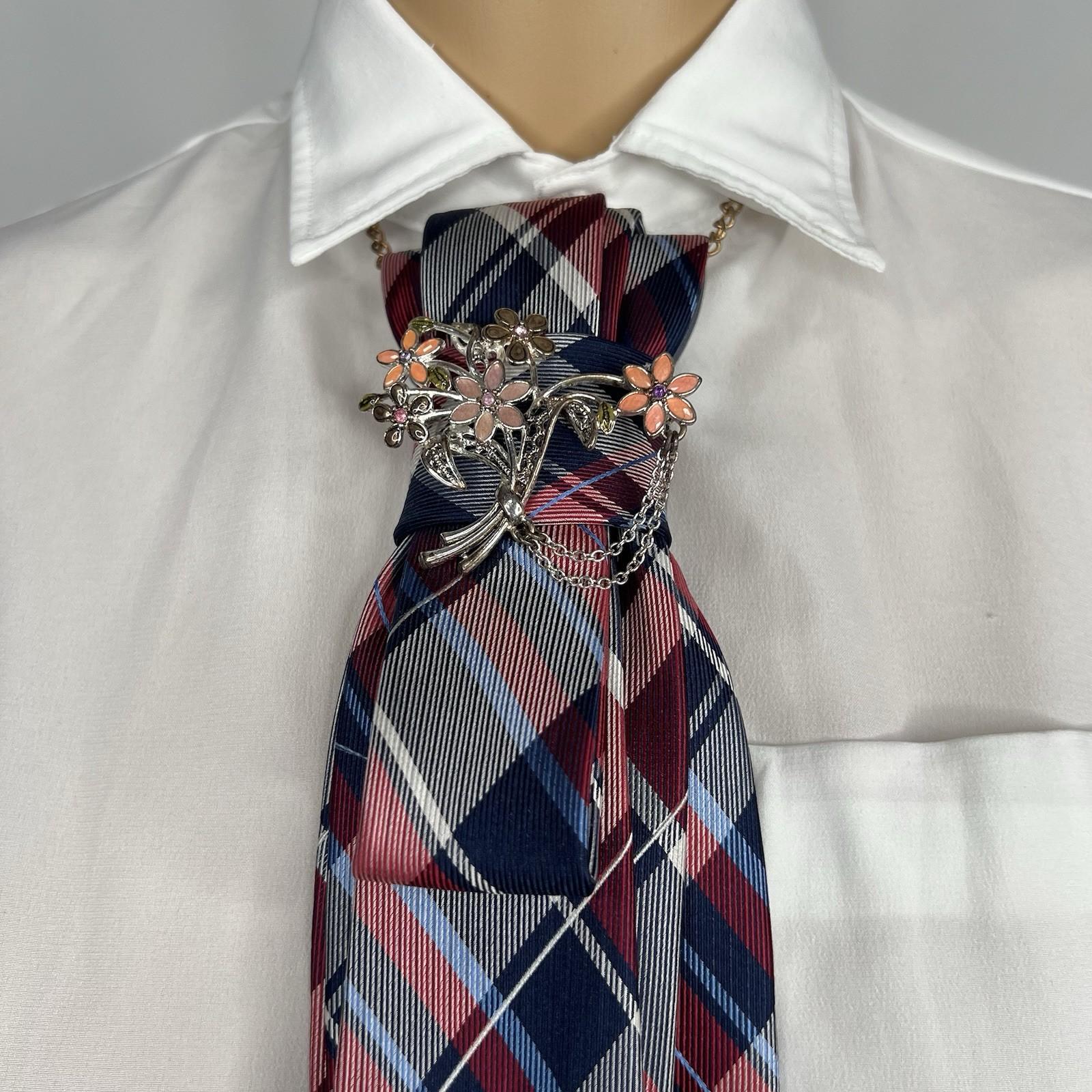Elegant Handcrafted Necktie Necklace with a Detachable Brooch Effortlessly Chic