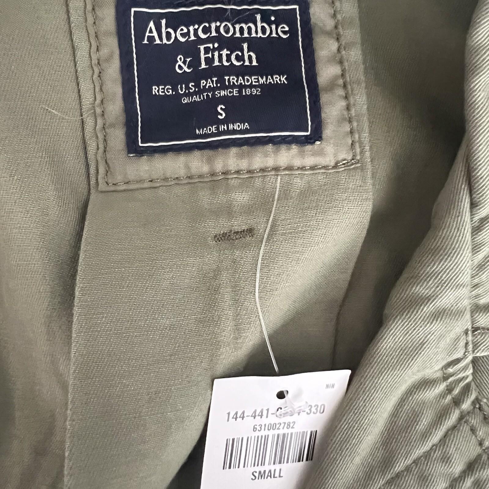 Abercrombie and Fitch Military Field Jacket Size S Green OD Vietnam Floral New