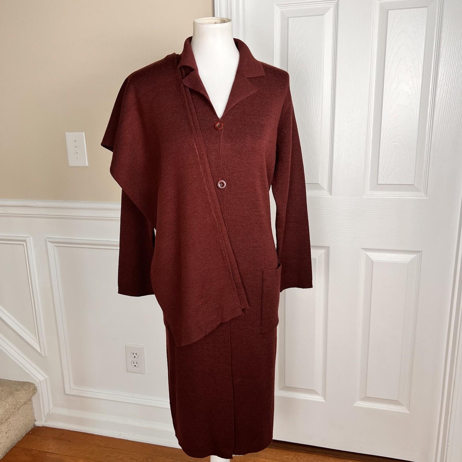 10-1231.jpg New CLIO 2PC Burgundy Knit Mismatch Full Length Pant ( Size M) Suit ( Size S)