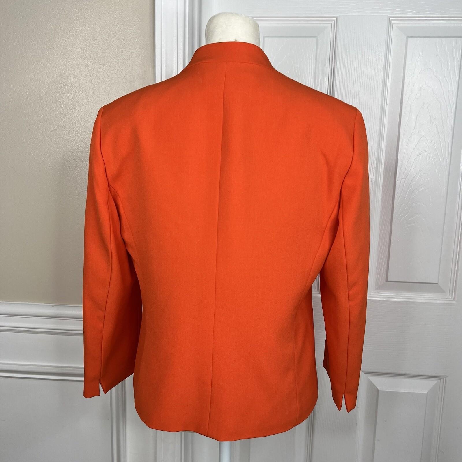 10-1310.jpg Kasper Polyester Stretch Blazer Size 4 Orange Lined Stand Up Collar 3/4 Sleeve