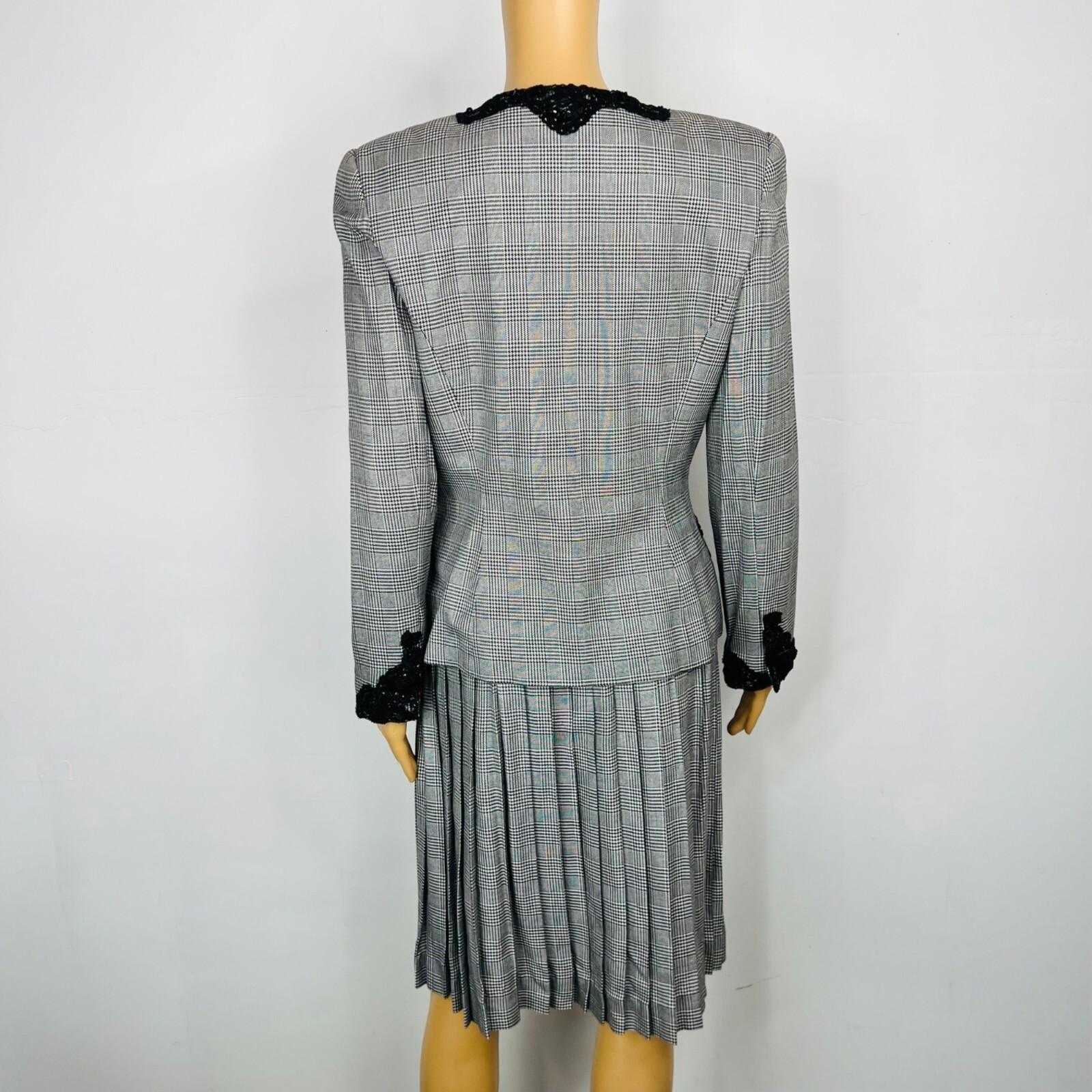 Oscar De La Renta Studio Vintage Skirt Suit 10 Zip Up Embroidered White Gray