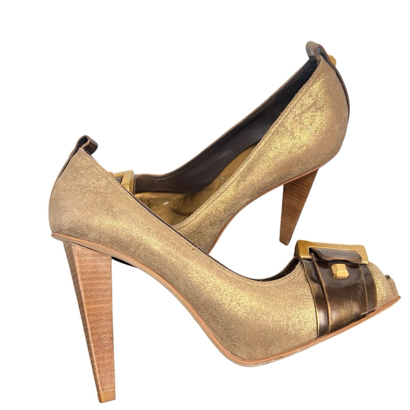 BCBGMAXZRIA Leather Shoes 9B Metallic Gold Peep Toe Buckle Pumps Wooden Heel