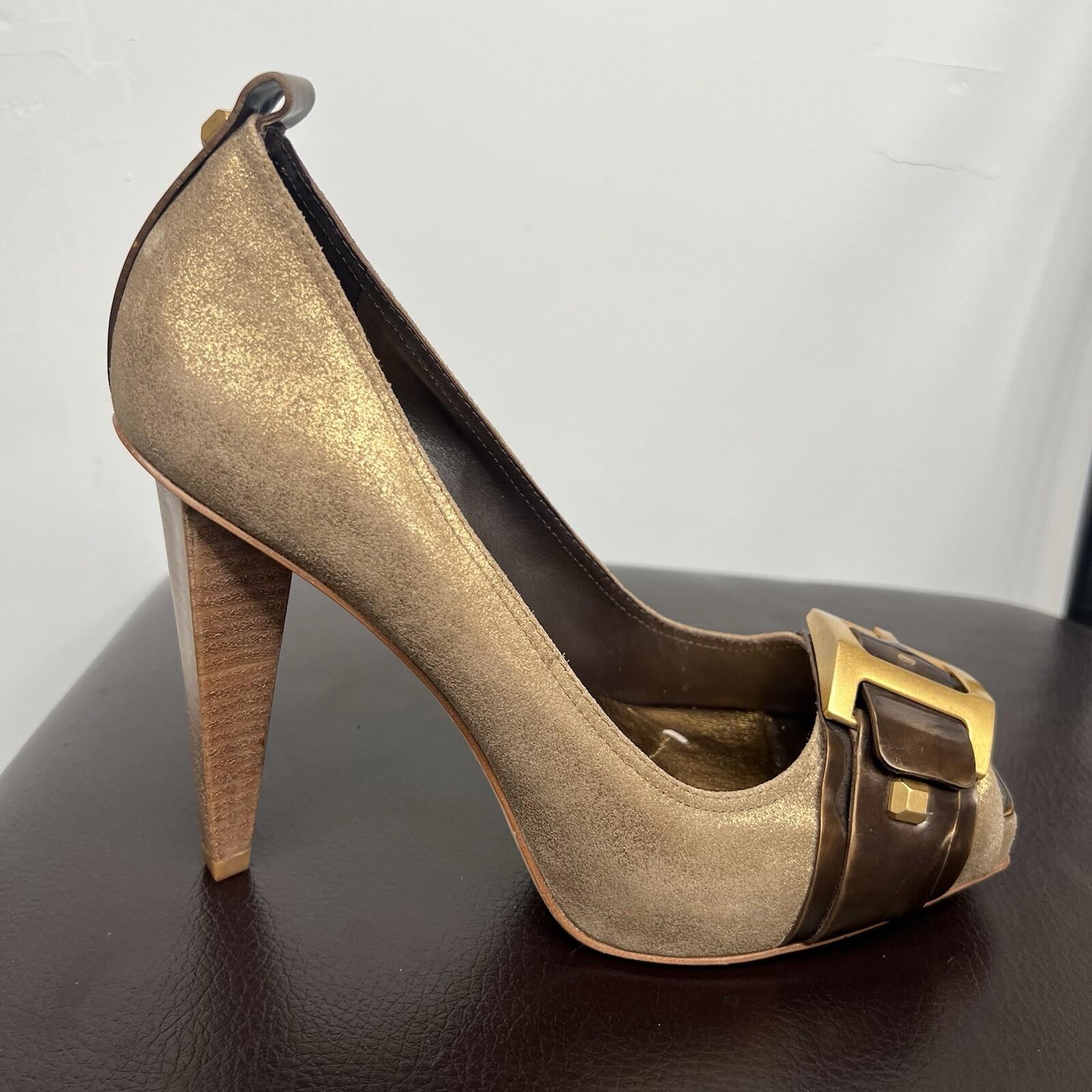 BCBGMAXZRIA Leather Shoes 9B Metallic Gold Peep Toe Buckle Pumps Wooden Heel