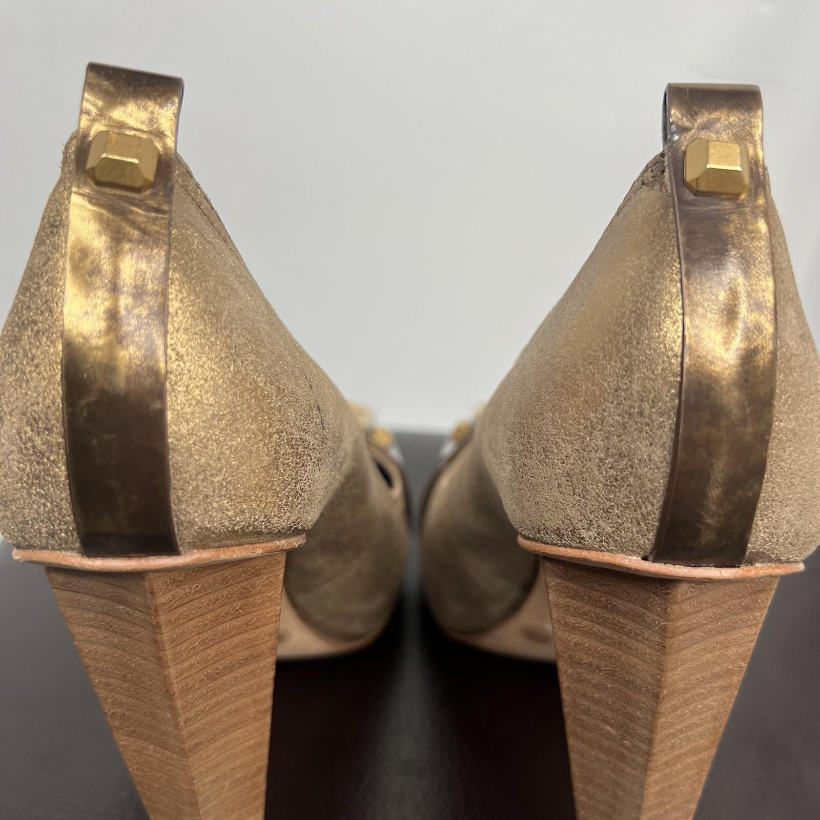 BCBGMAXZRIA Leather Shoes 9B Metallic Gold Peep Toe Buckle Pumps Wooden Heel