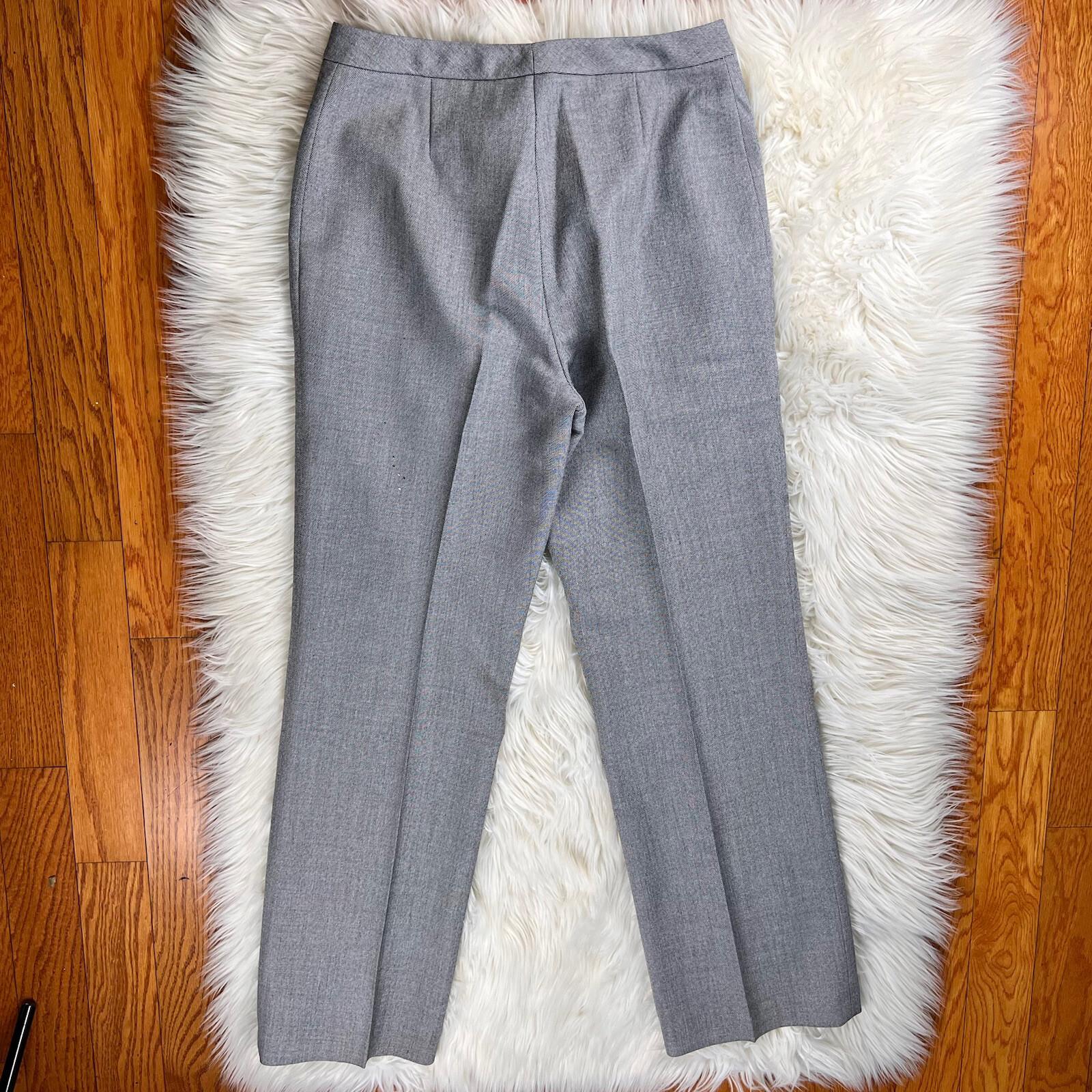 10-1437.jpg Collections For Le Suit Polyester Pant Suit Size 8 Light Gray Notch Collar 2PC