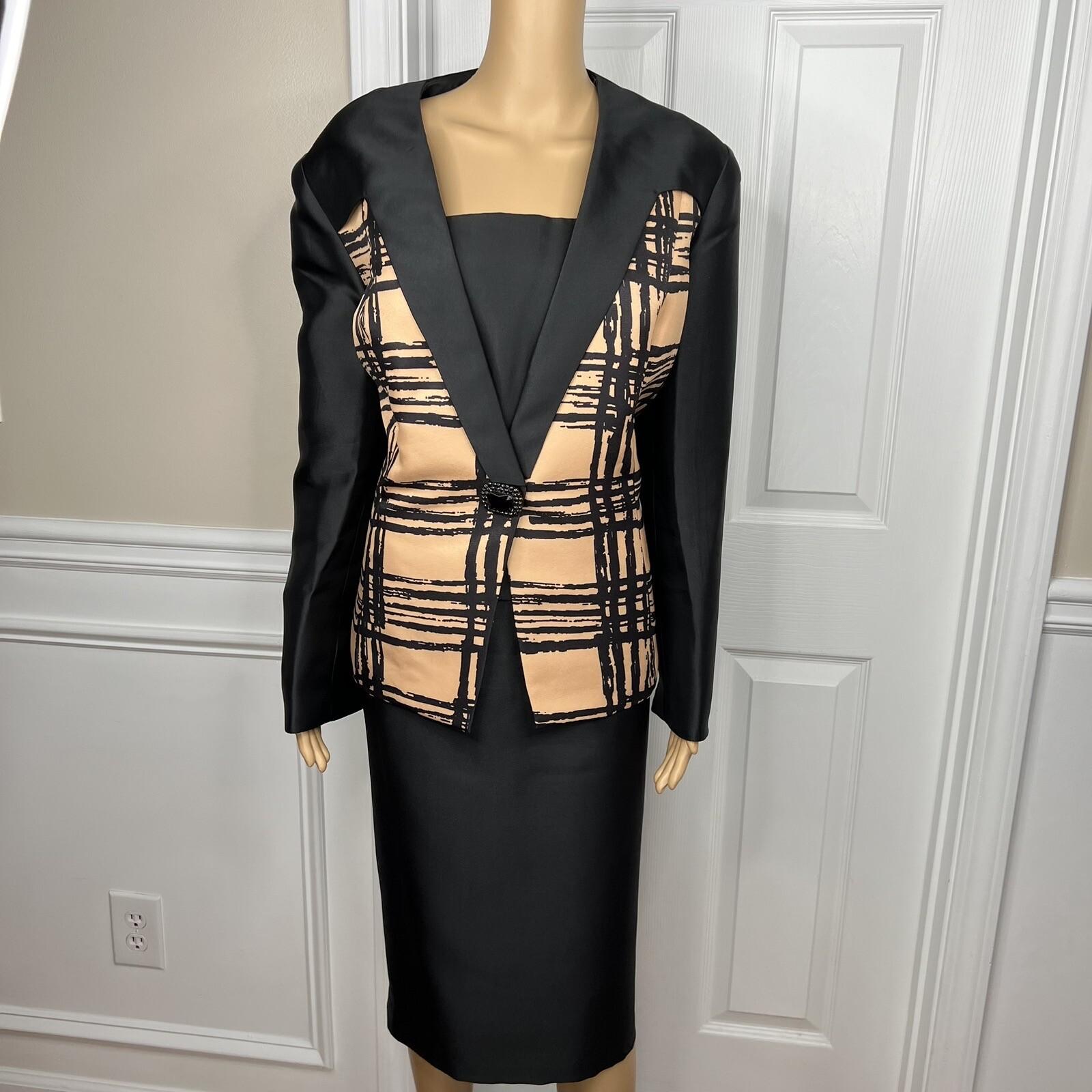 10-1505.jpg TERRAMINA Polyester Skirt Suit Size 16 Black Tan Lined Collarless Cocktail 2PC
