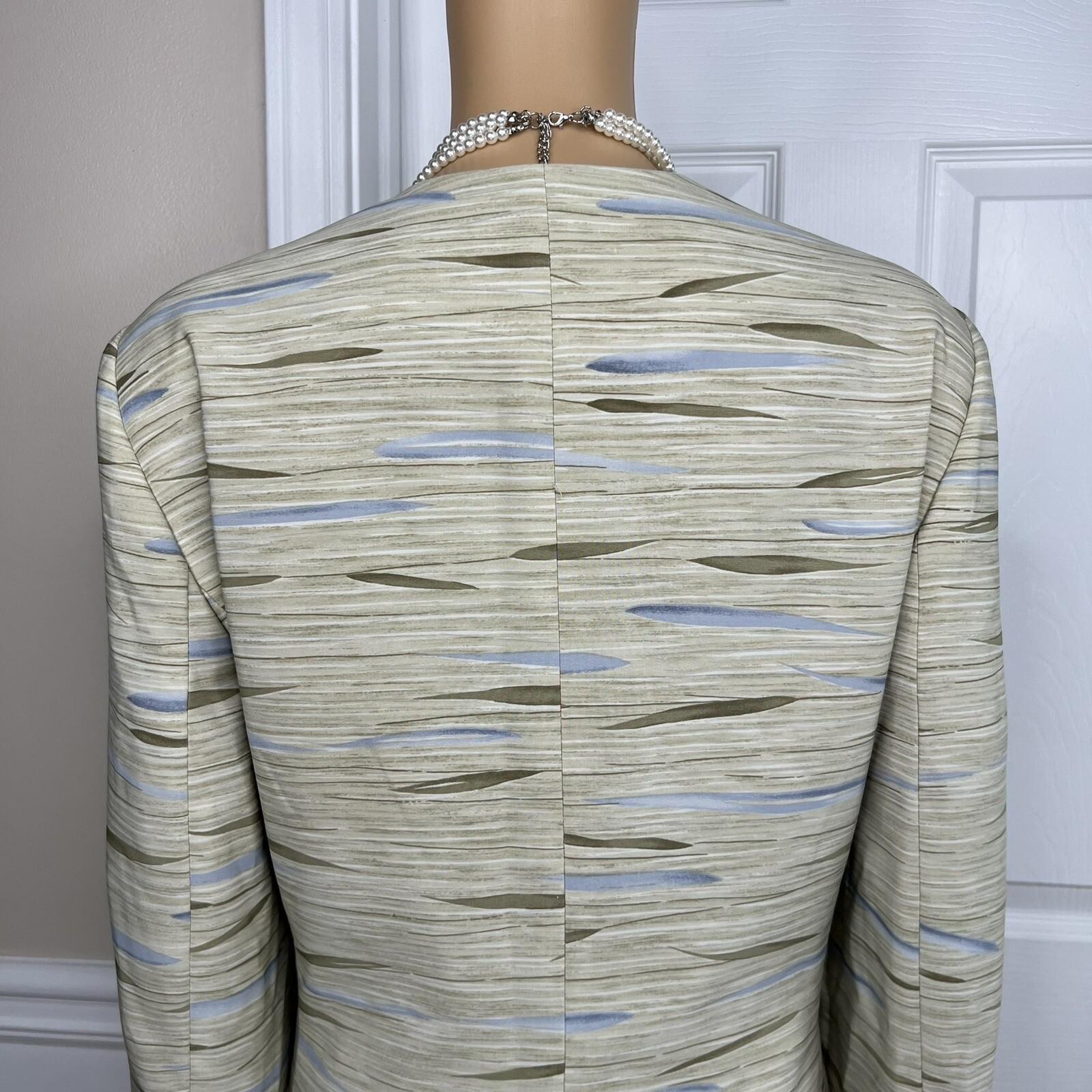 Le Suit Women Polyester Skirt Suit Size 16P Beige Multi 2 Piece Collarless