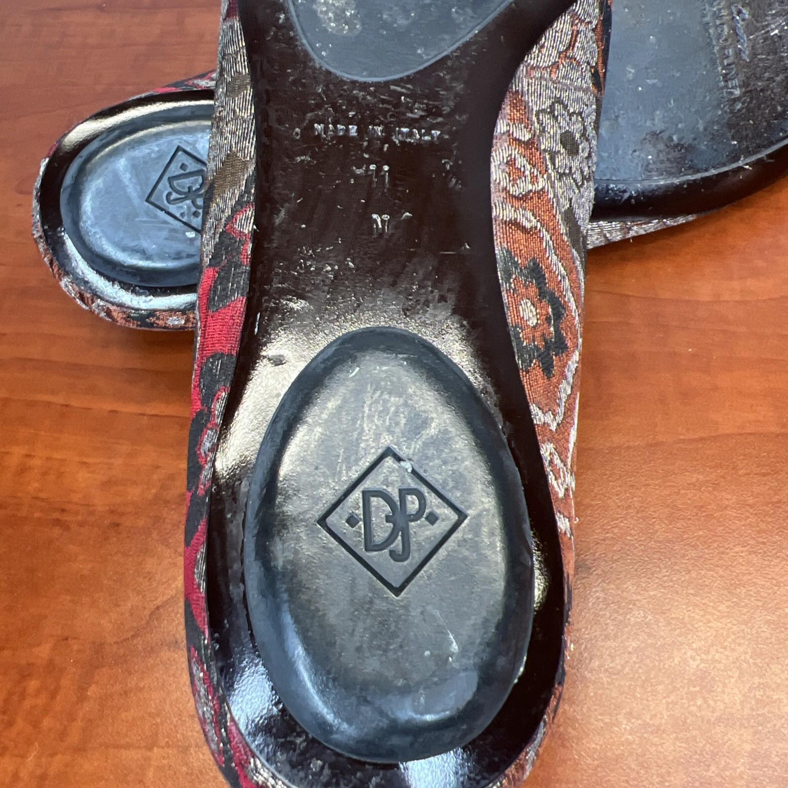 10-1588.jpg Donald J Pliner Couture Womens 11 M Holli Ballet Flat Tapestry Metallic Floral
