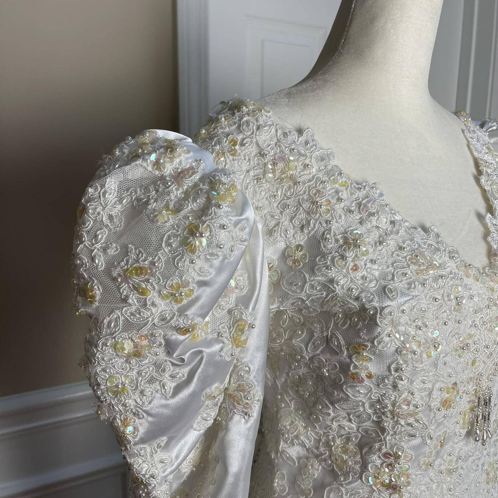 Unbranded Women Stunning White Beaded Wedding and Train Wedding Dress Size